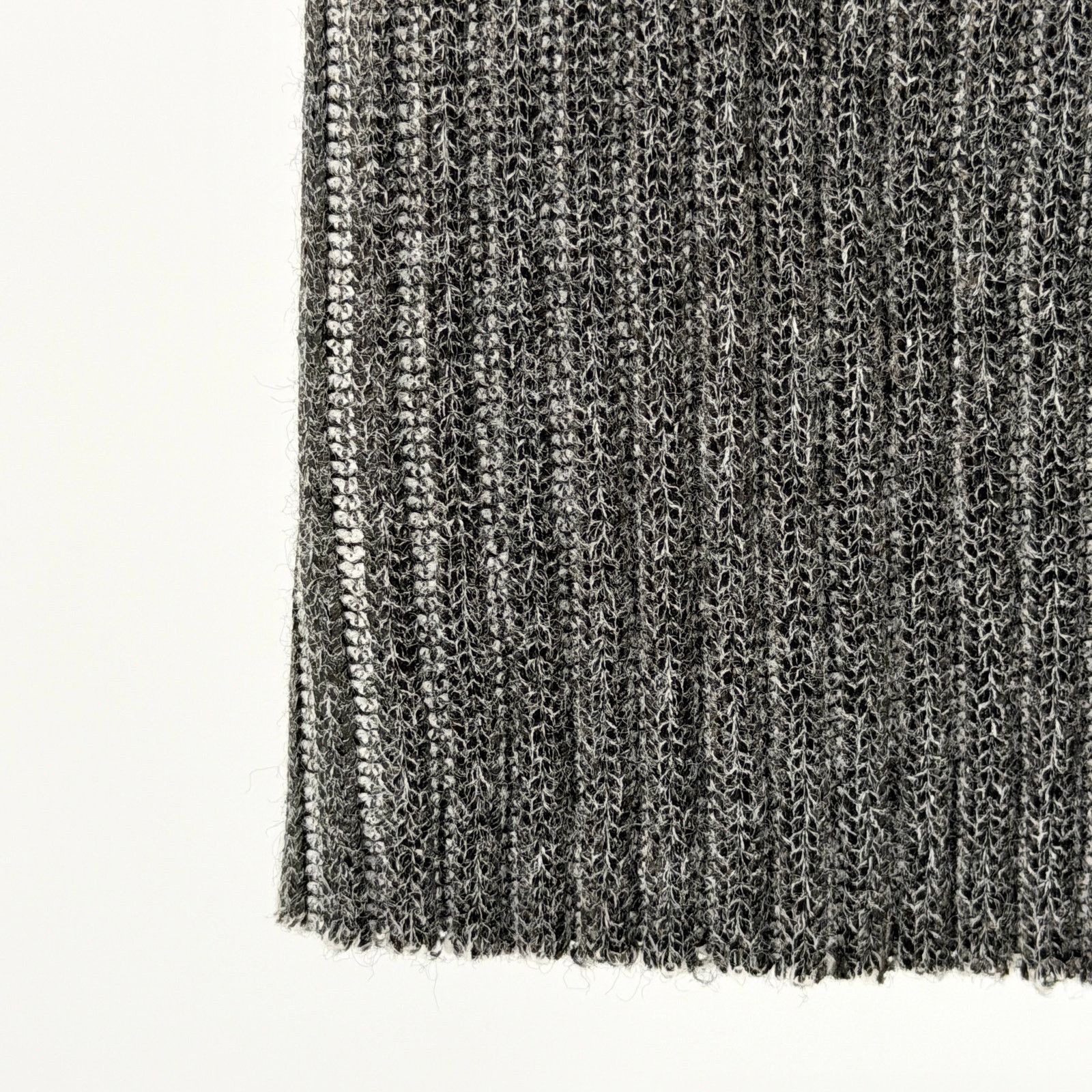 Public School Public School New York Grey Ribbed Knit Zip Front Mini Skirt Size 28" / US 6 / IT 42 - 3 Thumbnail