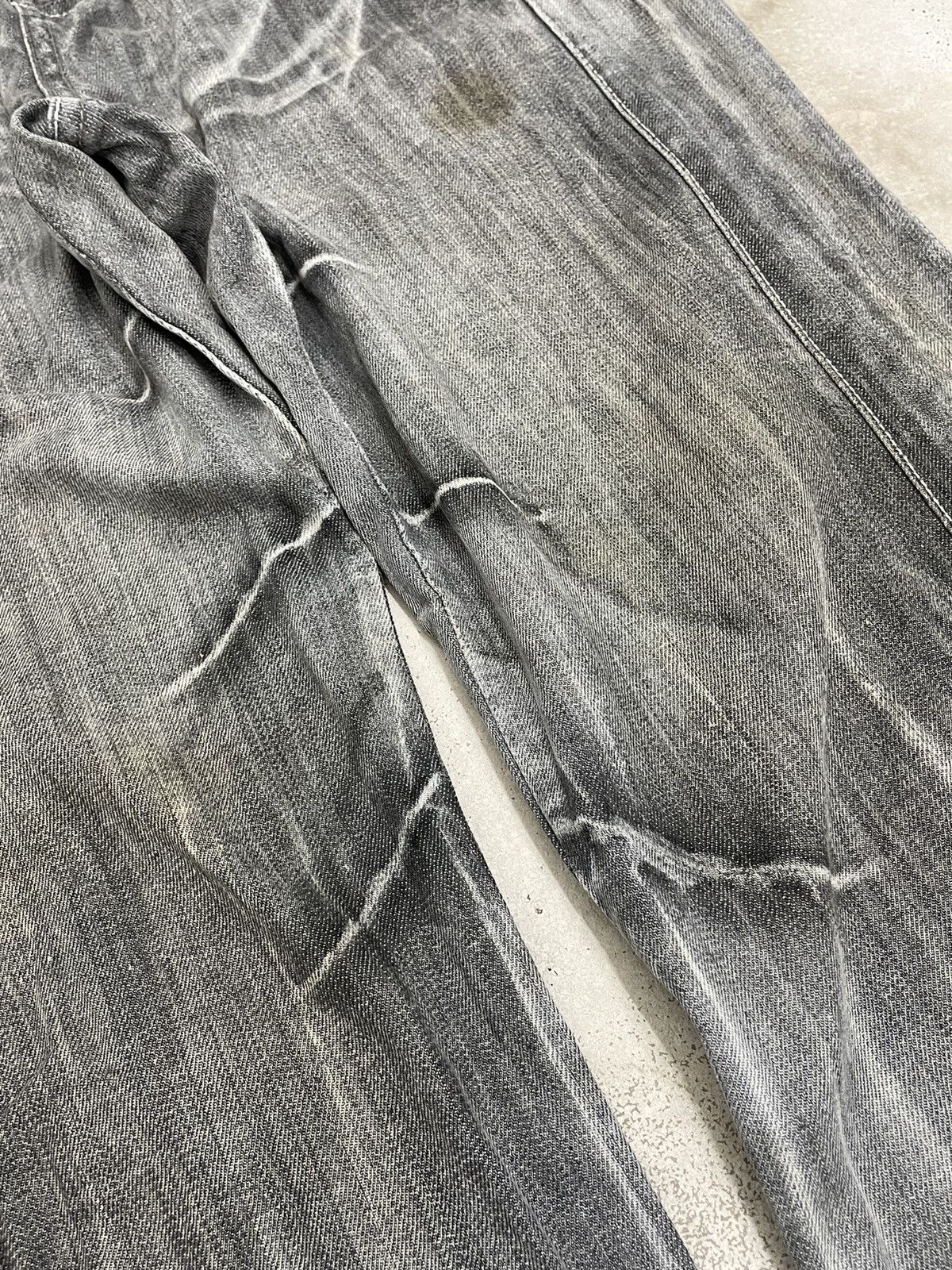 Japanese Brand TR2 Grey Bleach Whisker Semantic Design Denim Size US 30 / EU 46 - 7 Thumbnail