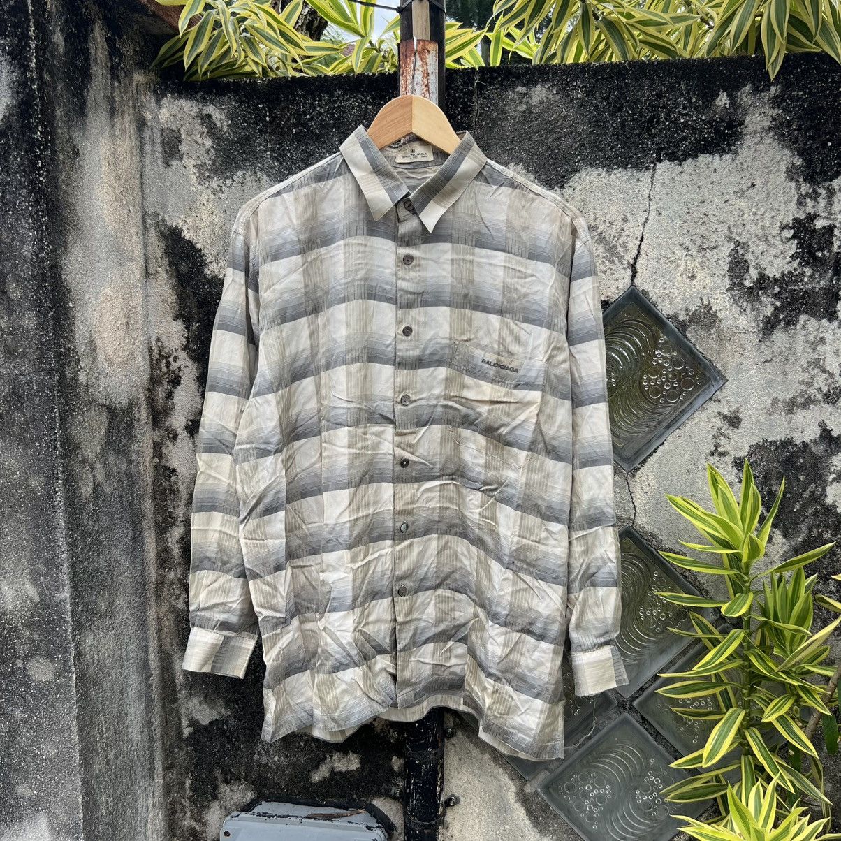 Balenciaga “VINTAGE” BALENCIAGA SPORTS BUTTON UP SHIRTS Size US L / EU 52-54 / 3 - 1 Thumbnail