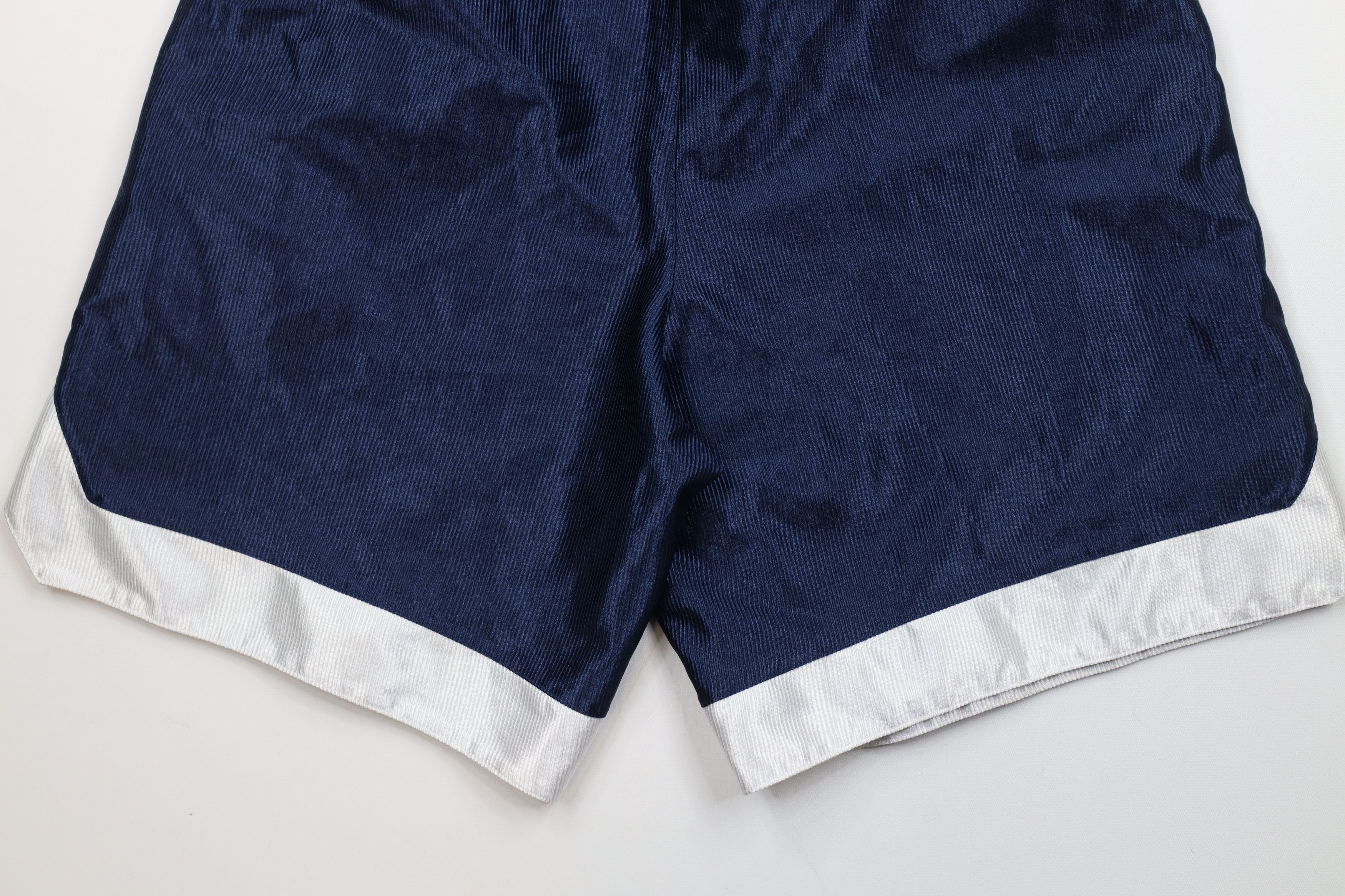 Nike × Vintage Vintage 90s Y2K Nike Basketball Scott Mini Swoosh Shorts Size US 34 / EU 50 - 11 Thumbnail