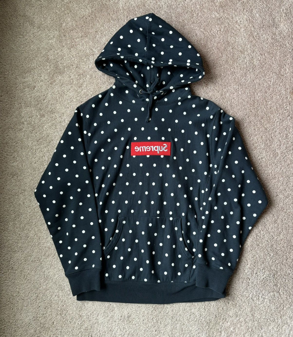 Supreme Supreme x CDG Polka Dot Box Logo Size US M / EU 48-50 / 2 - 1 Preview