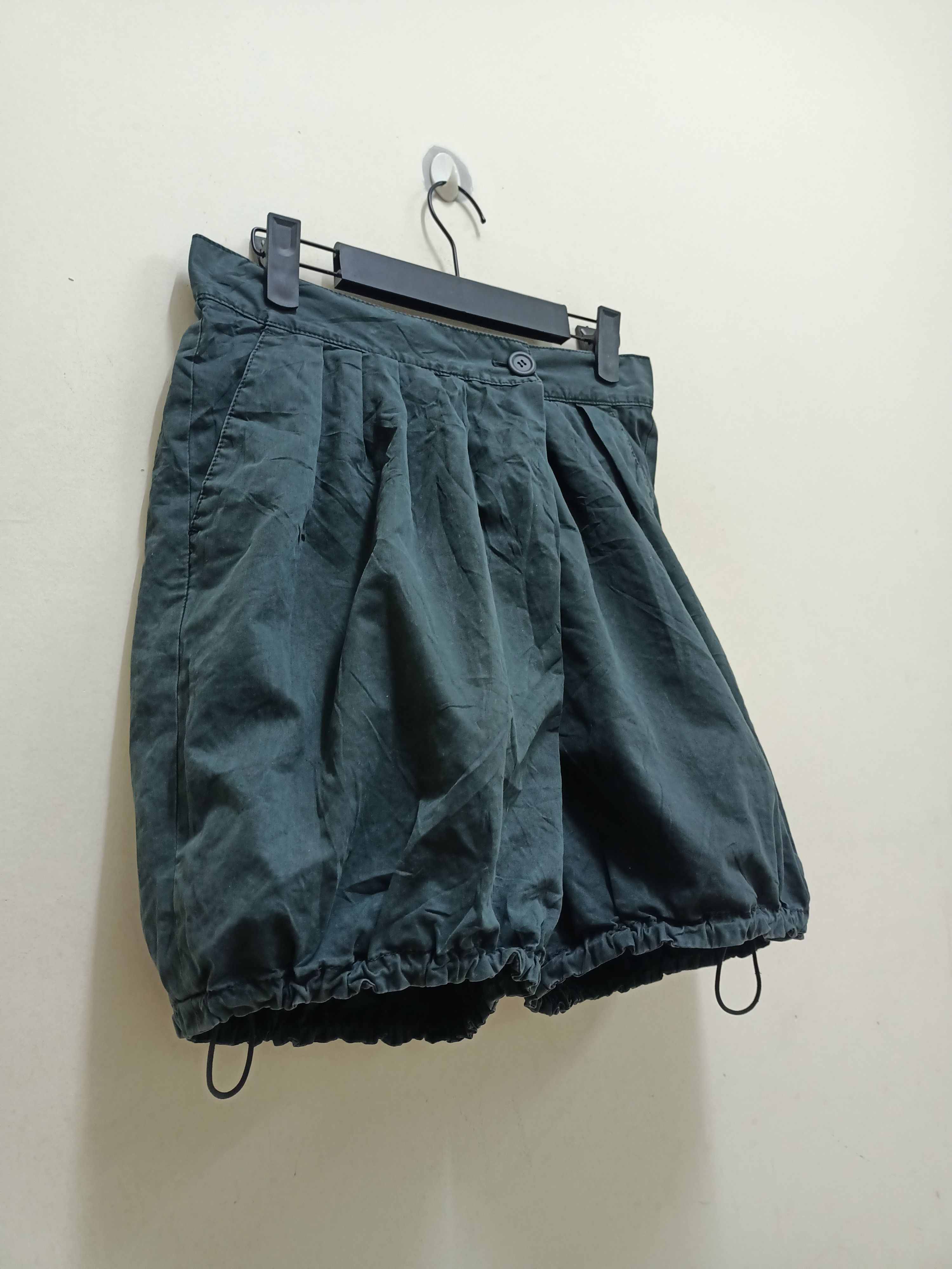 Japanese Brand Tsumori Chisato Japanese Designer short pants Size 29" - 2 Thumbnail