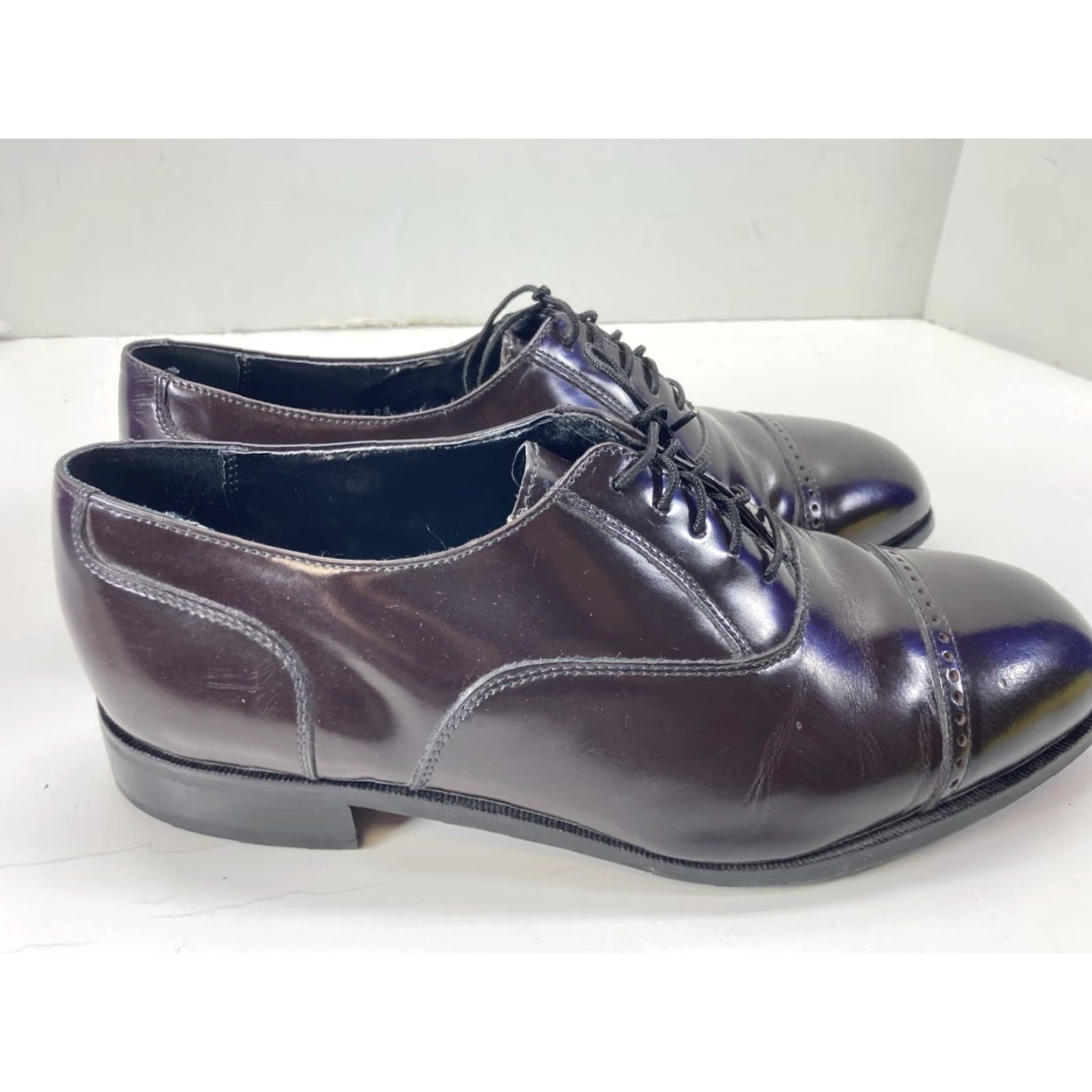Florsheim Florsheim Lexington Cap Toe Oxford Shoes Men 10.5 EEE Burgundy Leather 17067-05 Size ONE SIZE - 7 Thumbnail