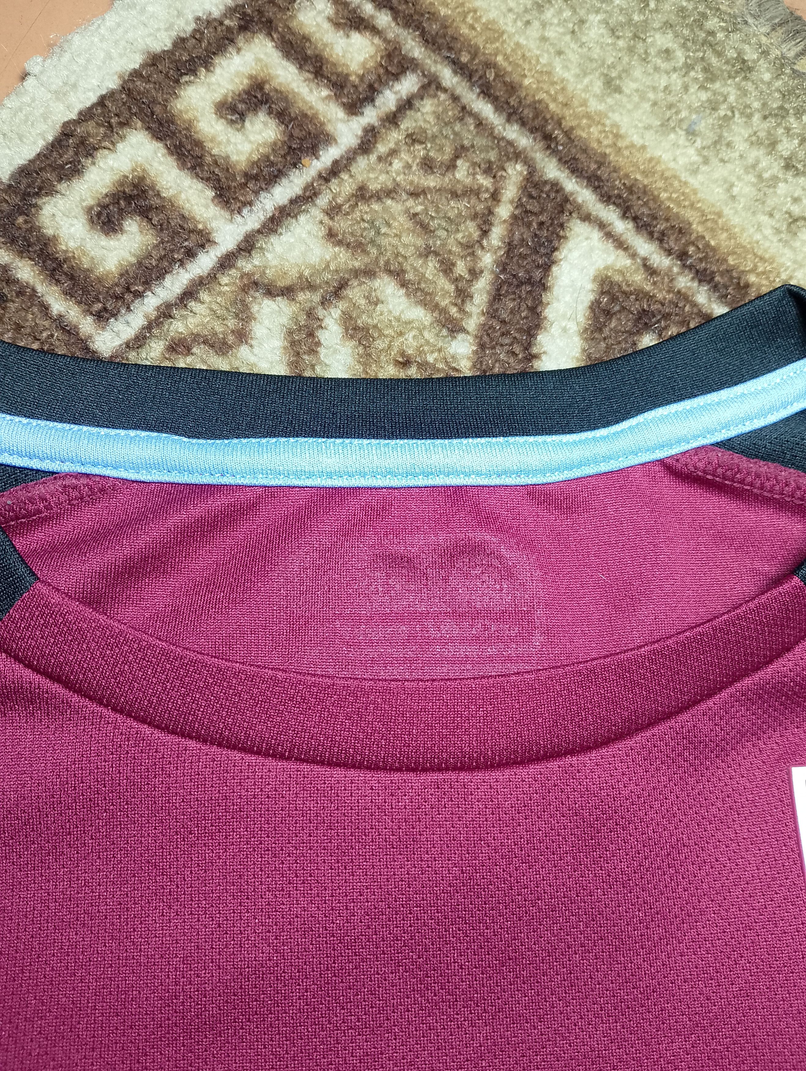 Kappa Aston Villa training football jersey Size US S / EU 44-46 / 1 - 5 Thumbnail