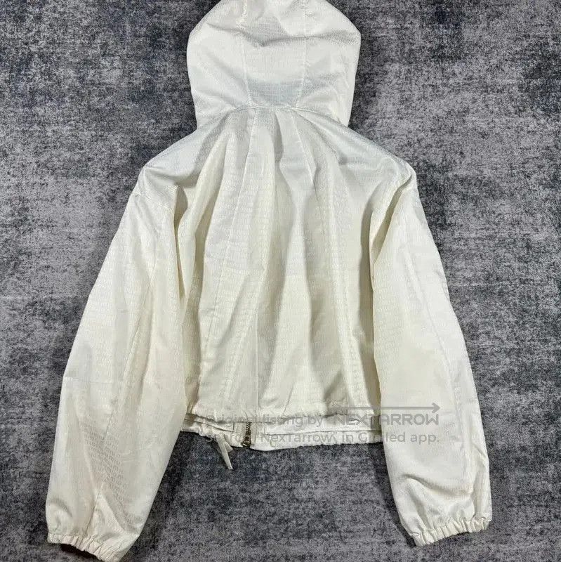 Miu Miu Miu Miu White Women's Cropped Windbreaker Jacket . Size M / US 6-8 / IT 42-44 - 2 Thumbnail