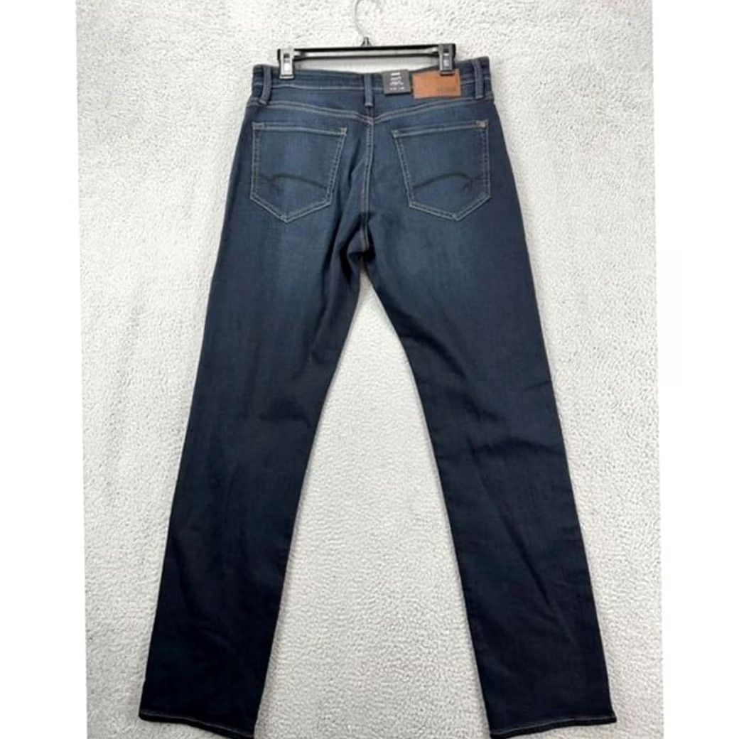 Vintage Mavi Matt Jeans Mens 31X34 Blue Distressed Straight Leg Relaxed Fit Stretch Denim Straight Jeans Mens 31 Inseam 34 Dark Wash Pockets Logo Button Zip Size US 31 - 4 Thumbnail