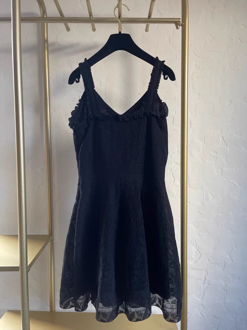 Chanel Chanel Black lace dress Size S / US 4 / IT 40 - 2 Thumbnail
