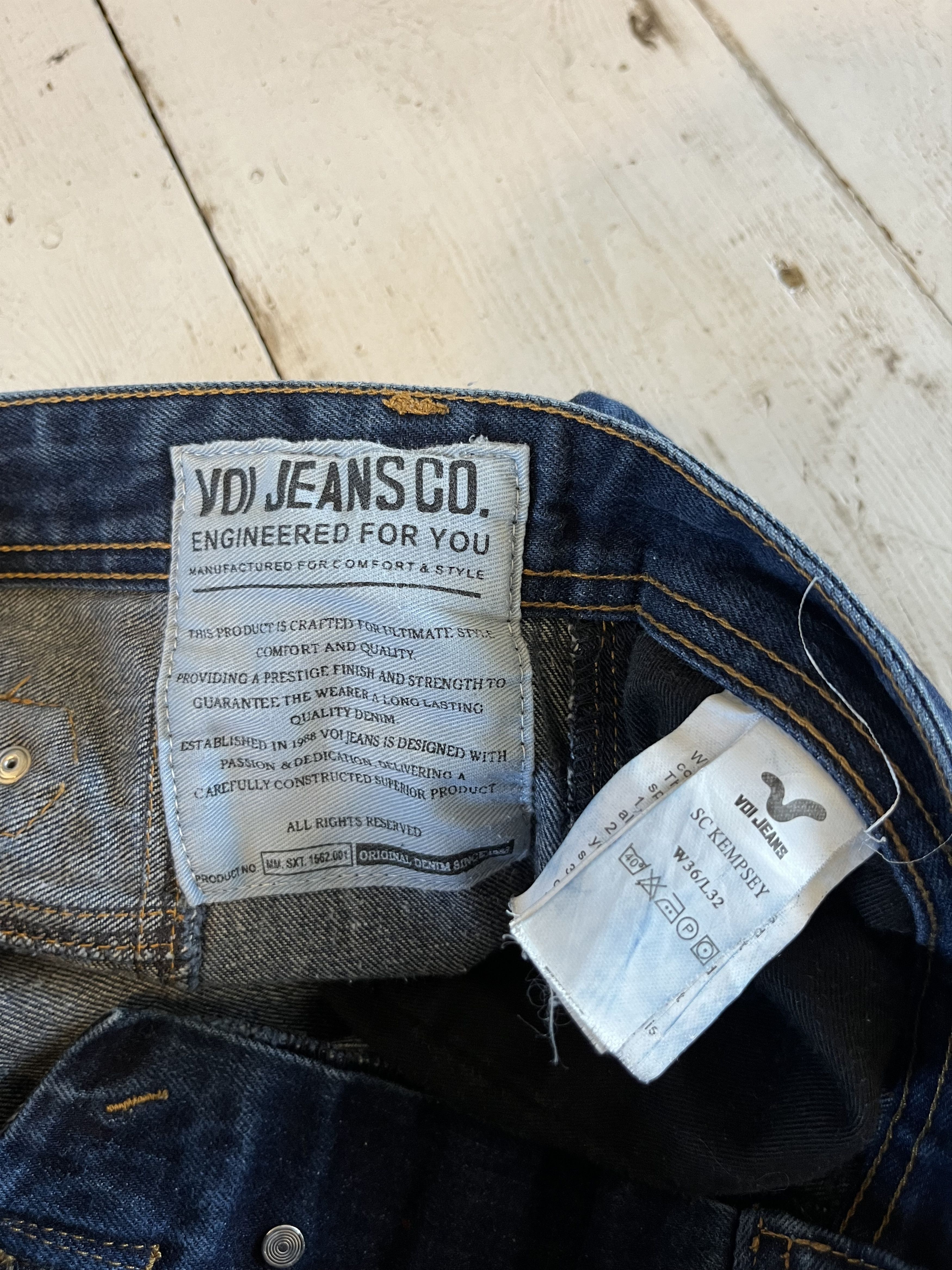 Voi Jeans Vintage VOl Jeans Distressed flared denim ed hardy style Size US 36 / EU 52 - 9 Thumbnail