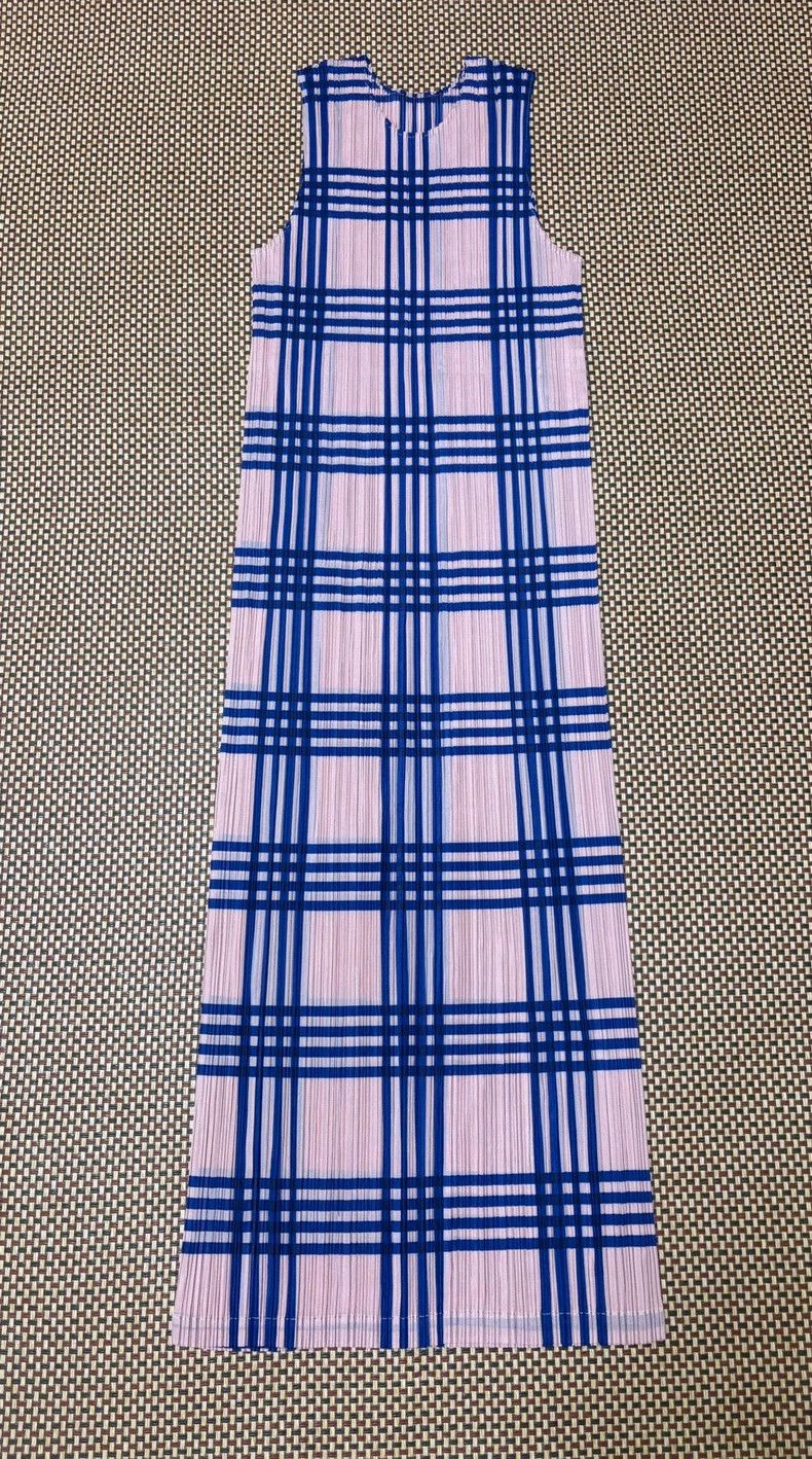Issey Miyake Issey Miyake size:2 Blue striped purple pleated dress Size S / US 4 / IT 40 - 1 Thumbnail