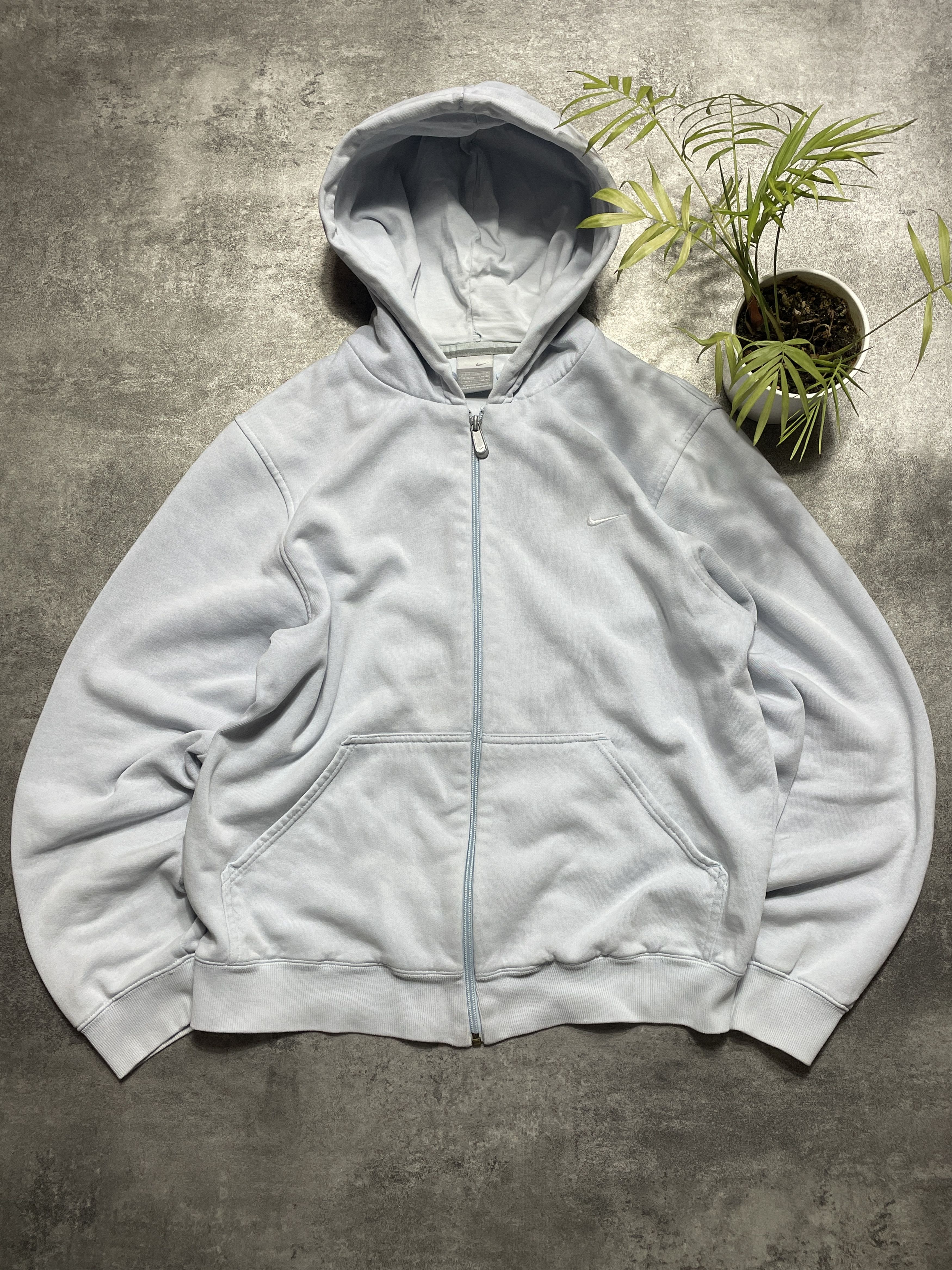 Nike RARE❗️Nike Vintage Y2K Hoodie Silver Tag Boxy Fit Baby Blue Size US S / EU 44-46 / 1 - 1 Thumbnail