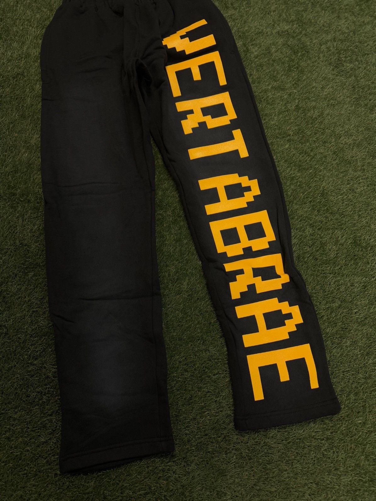 Vertabrae Vertabrae Sweatpants Black/Yellow Size M (NEW) Size US 32 / EU 48 - 3 Thumbnail