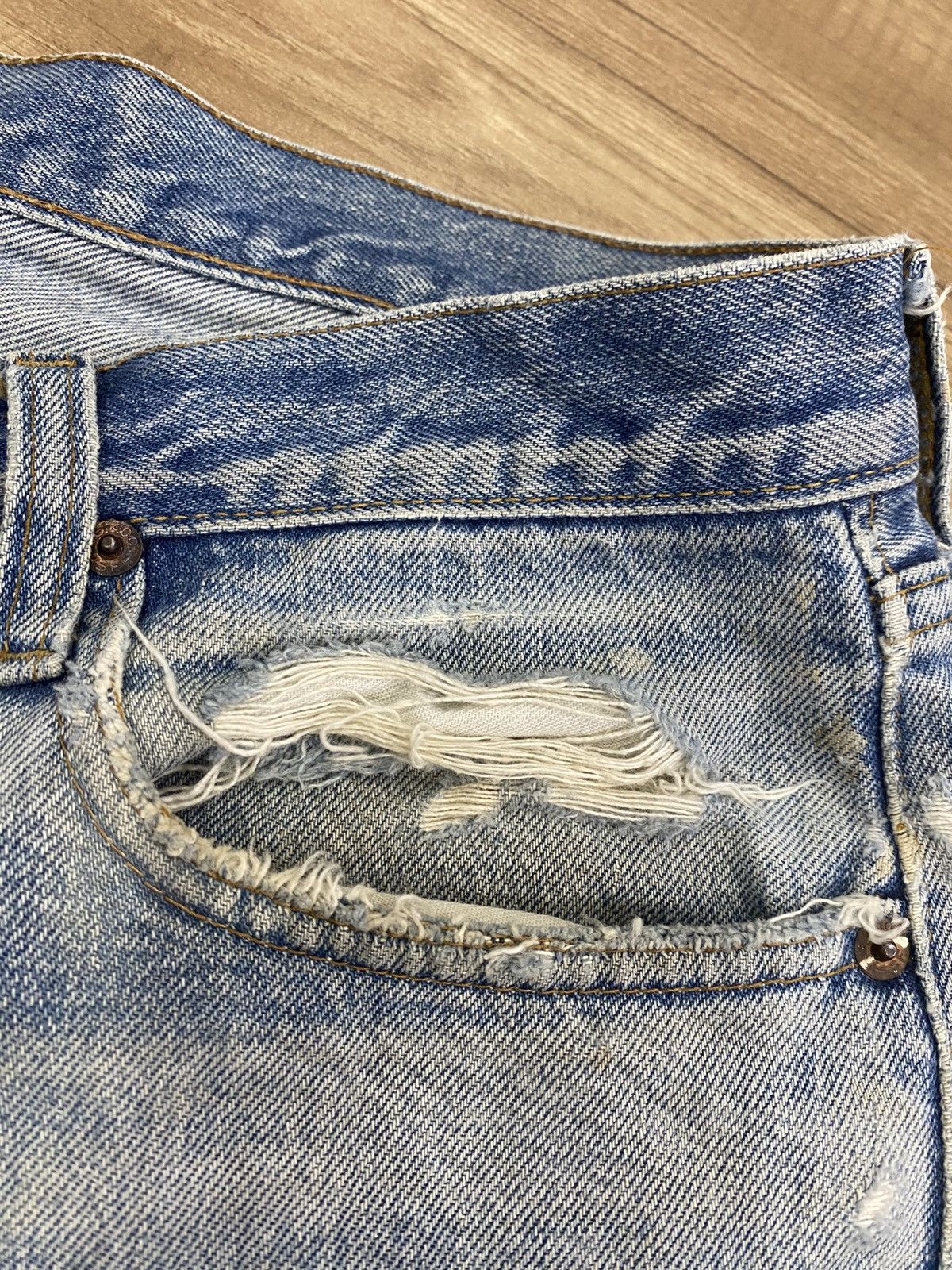 Levi's Vintage Levis small E redline selvadge splash paint Size US 34 / EU 50 - 13 Thumbnail