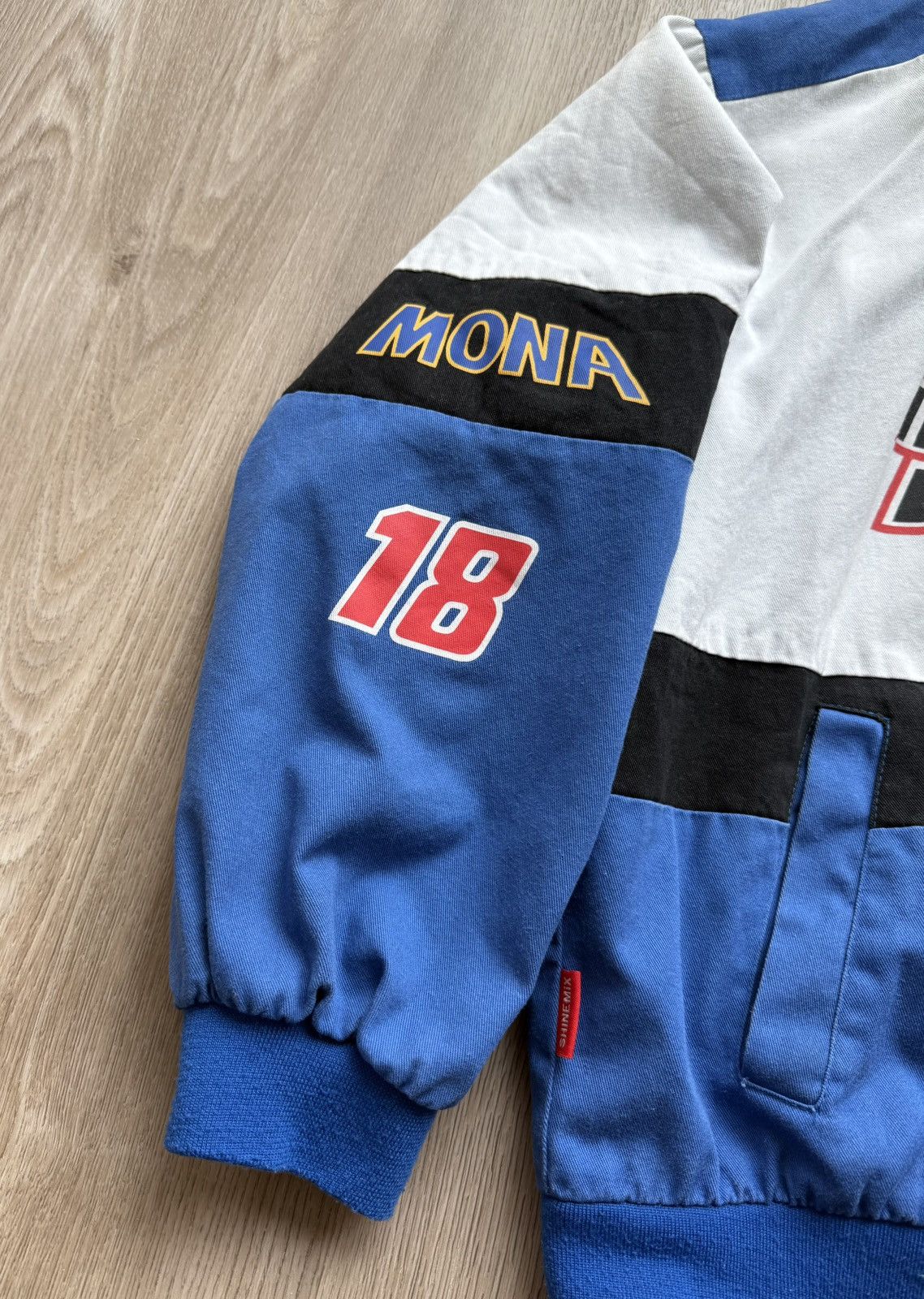Vintage Vintage NASCAR Formula 1 Interstate Botteries Racing Jacket Size US L / EU 52-54 / 3 - 2 Thumbnail