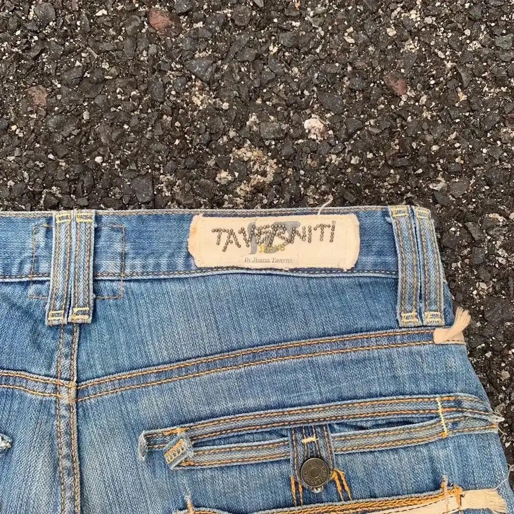 Jimmy Taverniti DESIGNER DENIM TAVERNITI JEANS BY JIMMY TAVERNITI DISTRESSED Size US 33 - 17 Thumbnail