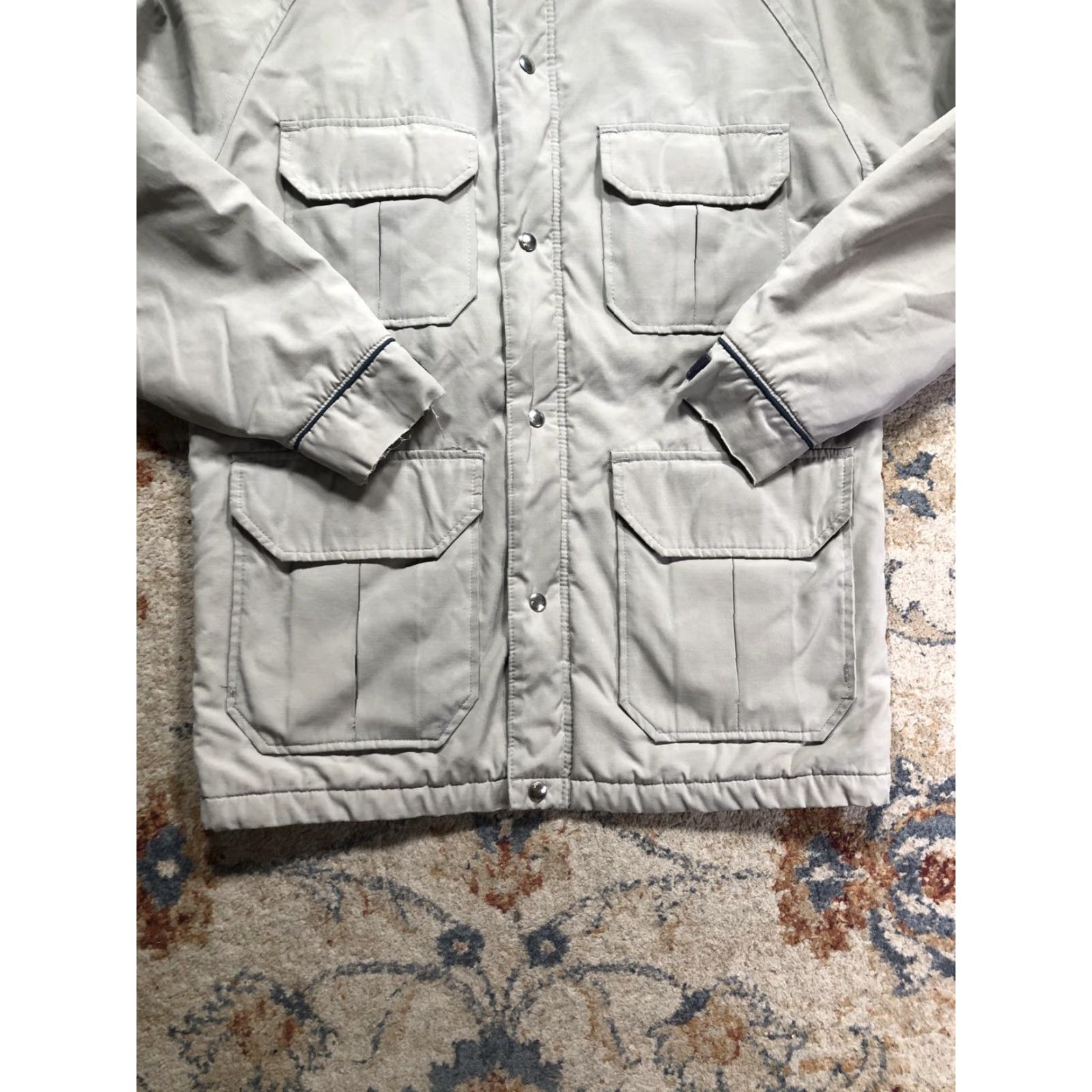 Vintage Woolrich Coat Mens Large Gray Parka Full Zip Insulated Pockets Woolrich 33504 Gray Parka Coat Mid-Length Winter Casual Travel Mens L Size US L / EU 52-54 / 3 - 5 Thumbnail