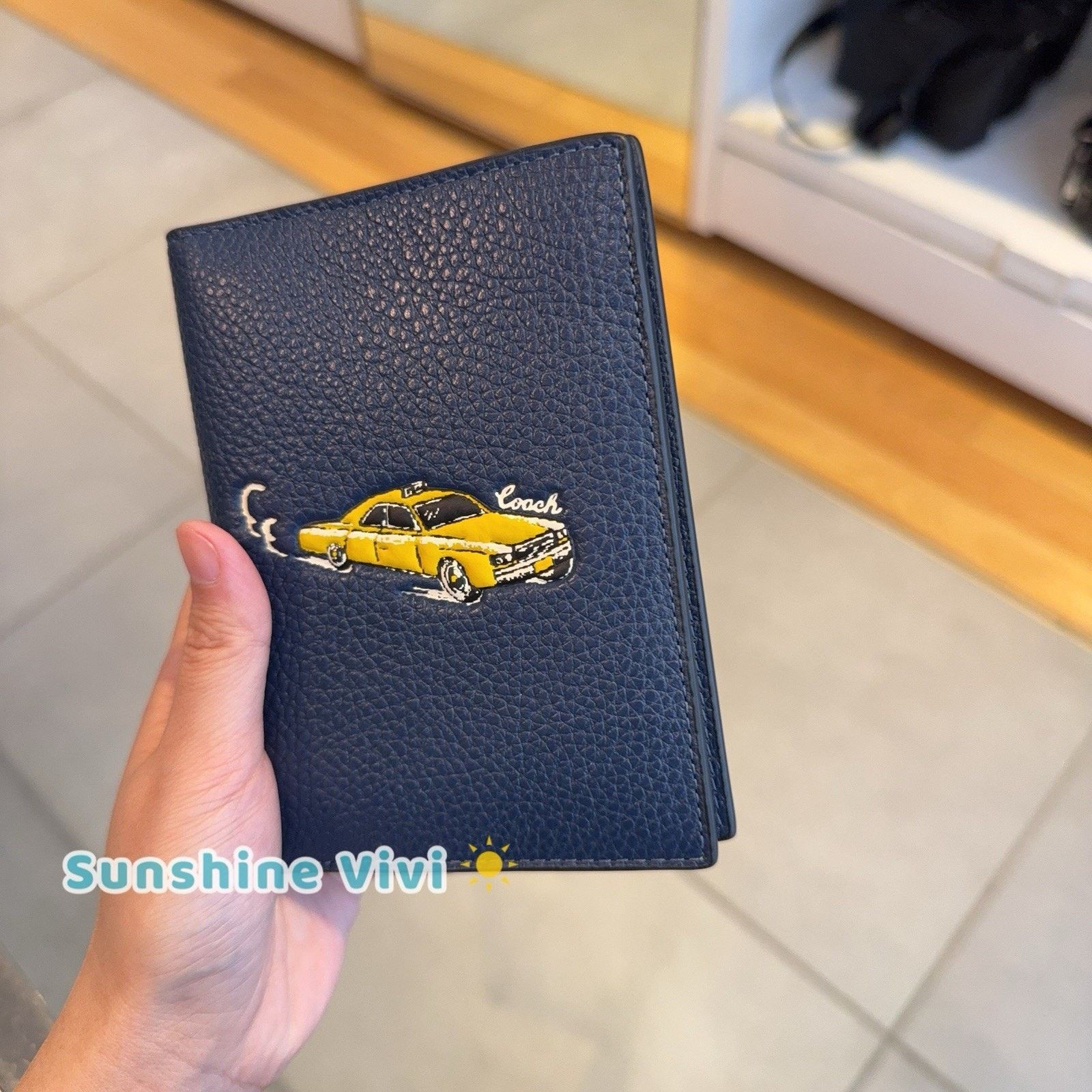 Coach NWT Coach Passport Card Case leather Car Deep Blue CEK62 Size ONE SIZE - 2 Thumbnail