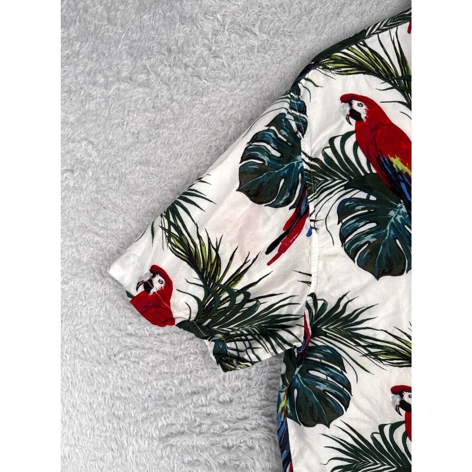 Vintage Seven Tides Shirt Men XL White Macaw Floral 100% Rayon Hawaiian Pocket Size US XL / EU 56 / 4 - 3 Thumbnail