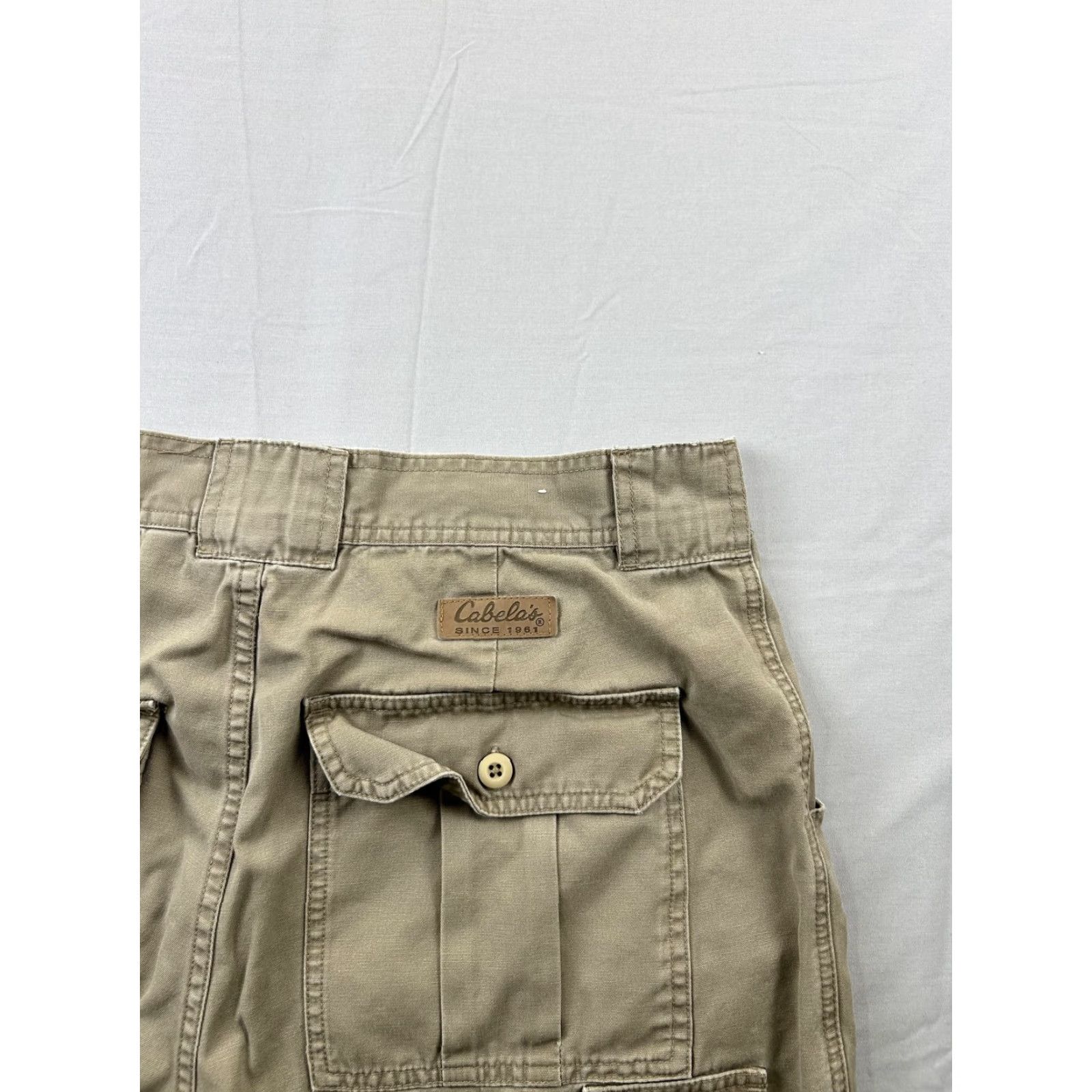 Vintage Cabela's 7-Pocket Hiker Cargo Pants Mens 34X33 Beige Utility Hiking Outdoor Pants MENS Cargo Pocket Casual Workwear Beige 7-Pocket Hiker Mens 34x33 Size US 34 / EU 50 - 6 Thumbnail