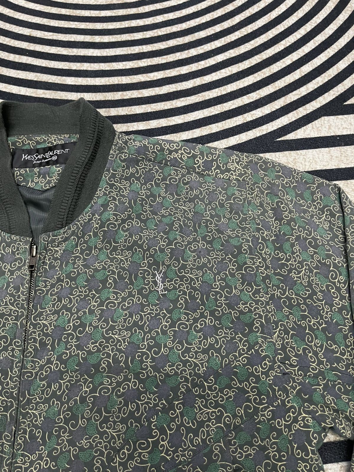 Yves Saint Laurent 90s YVES SAINT LAURENT POUR HOMME FULLPRINT ABSTRACT DESIGN Size US M / EU 48-50 / 2 - 8 Thumbnail