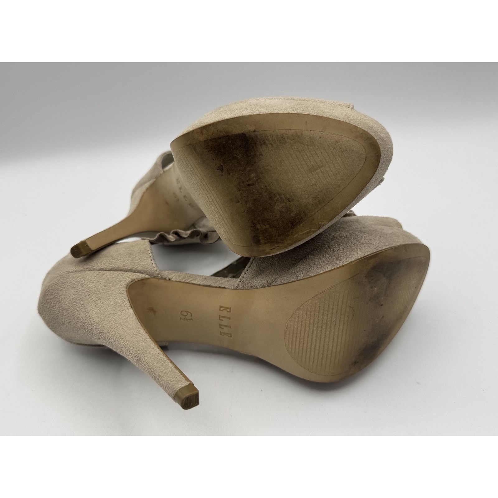 Other Elle Woman's Ruffled Dress Heels Elenchanttan Size 6.5 Size US 6.5 / IT 36.5 - 5 Thumbnail