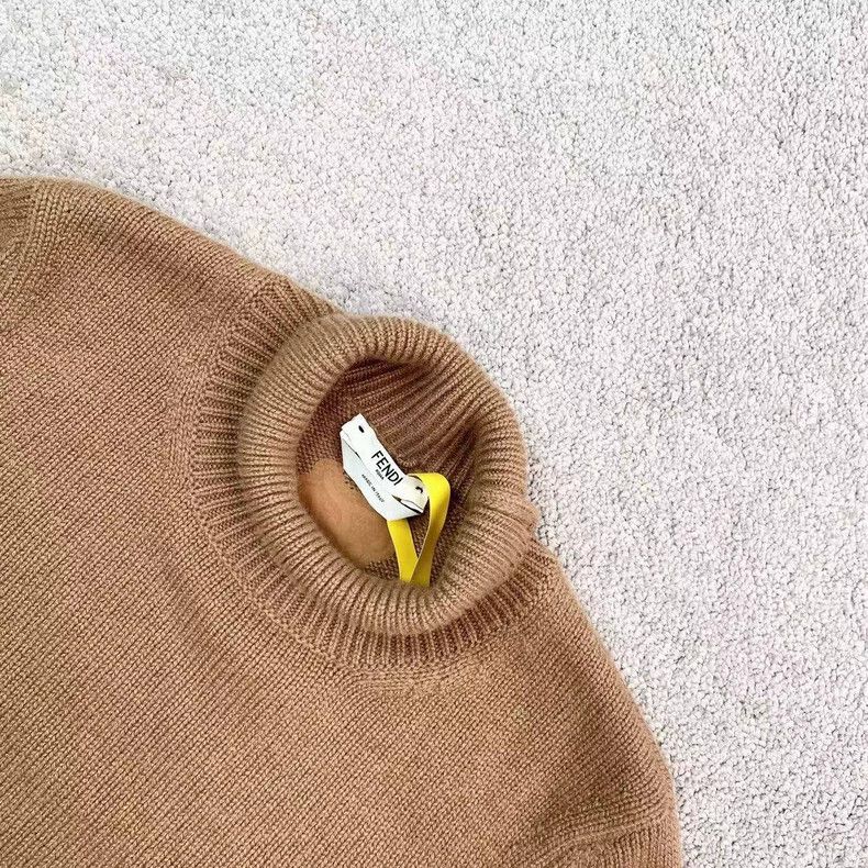 Fendi Fendi size 38 High-waisted sweater Size US XXS / EU 40 - 3 Thumbnail