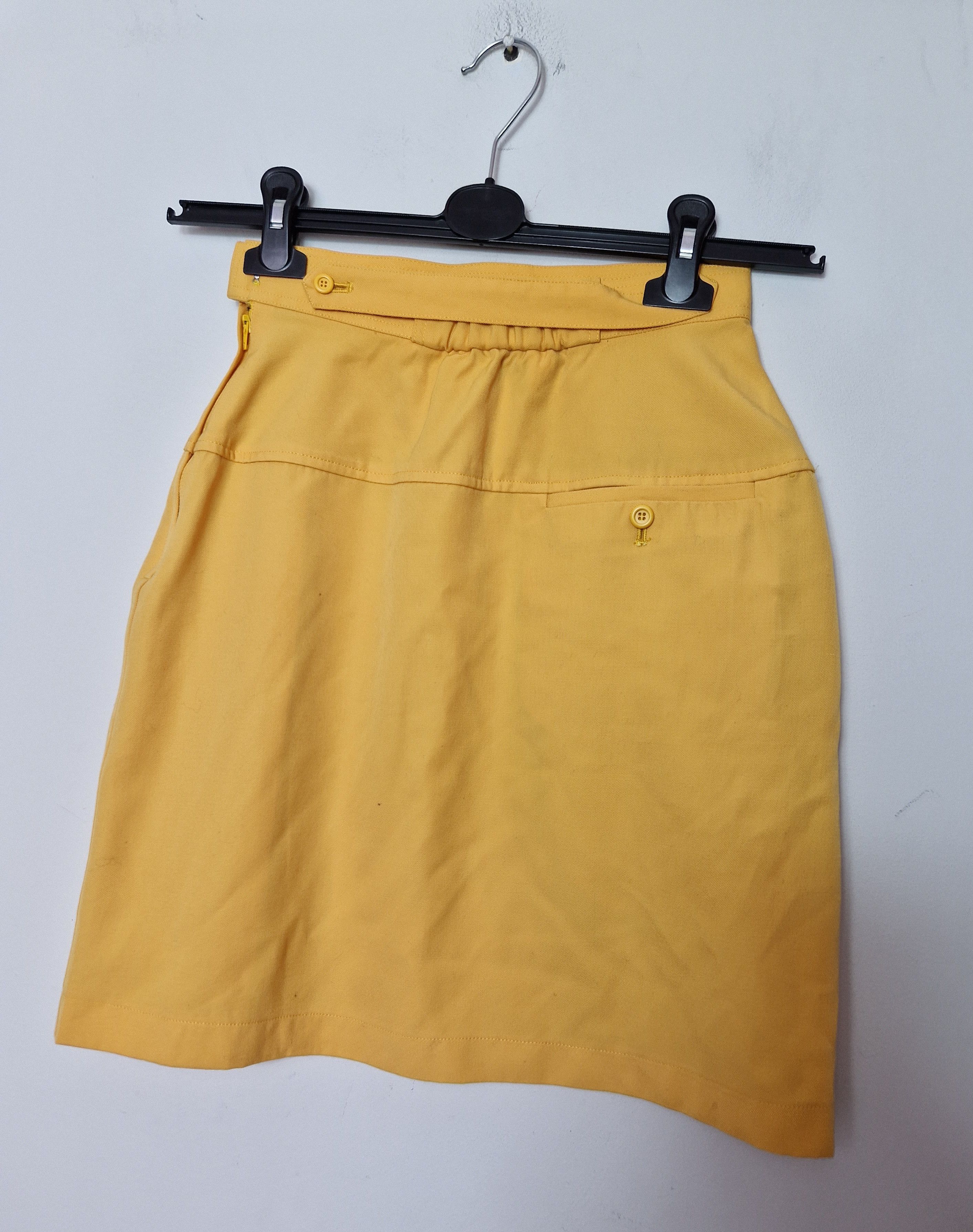 Dior Christian Dior vintage yellow mini tennis skirt Size 25" / US 0 / IT 36 - 11 Thumbnail