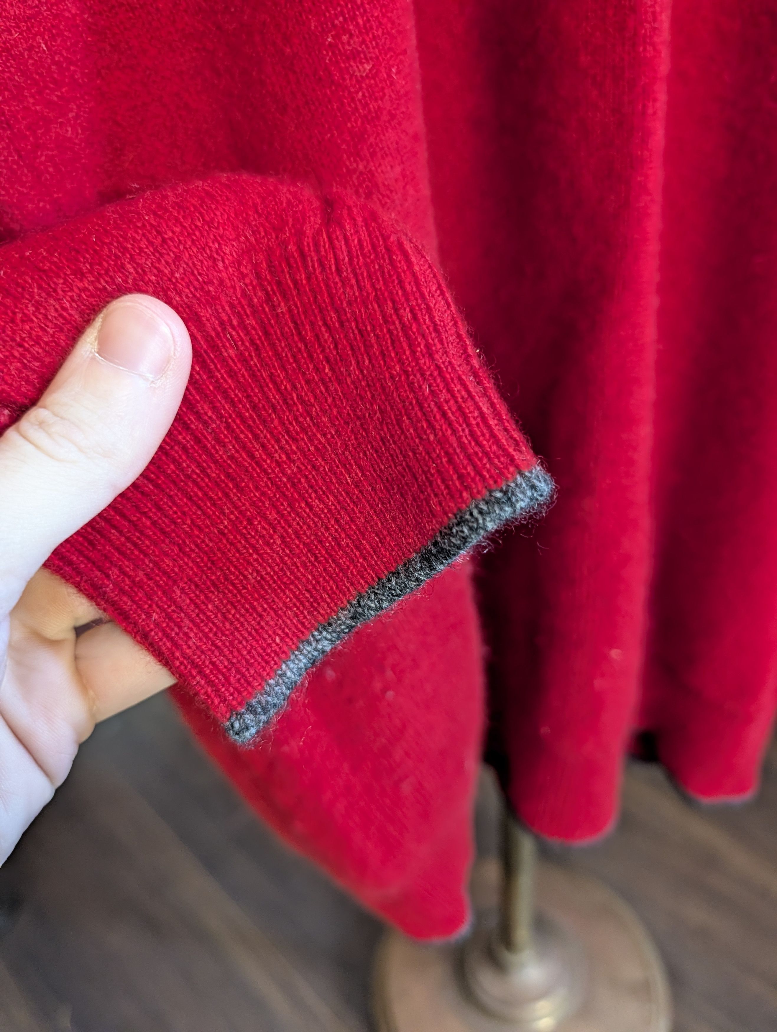 Bullock & Jones VTG Pure Cashmere Red Made in Scotland Knit Sweater Size US L / EU 52-54 / 3 - 5 Thumbnail