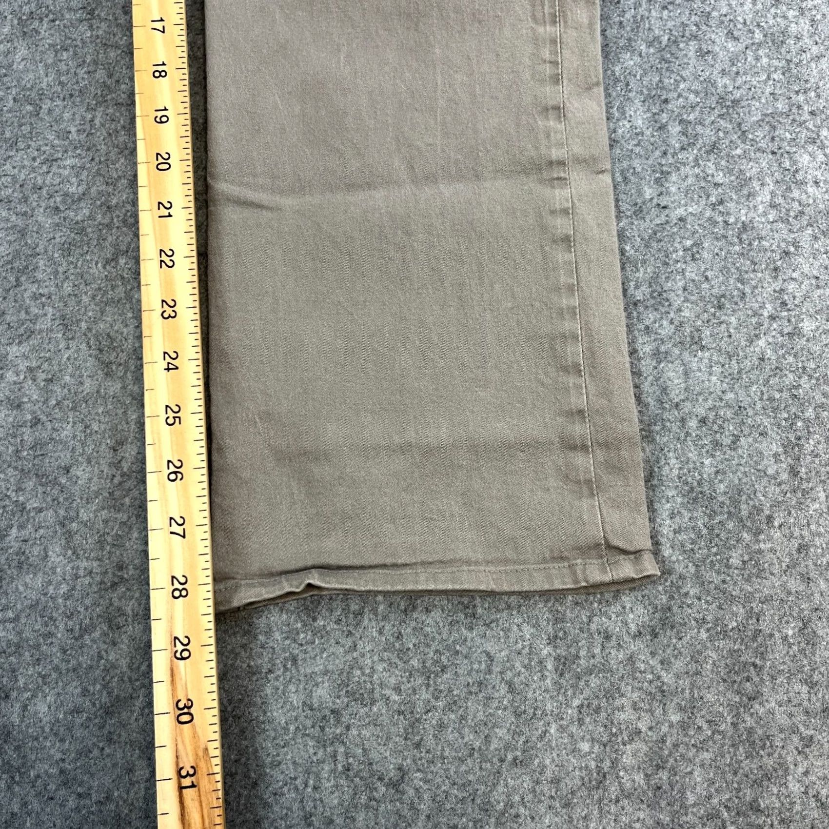 Vintage Armani Jeans Jeans Regular 30 30 Medium Wash Grey Stretch J21 Mens Slim Straight 5-Pocket Denim Cotton Elastane Vintage No Size US 30 / EU 46 - 4 Thumbnail