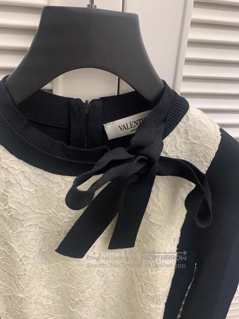 Valentino Valentino dress Size XS / US 0-2 / IT 36-38 - 2 Thumbnail