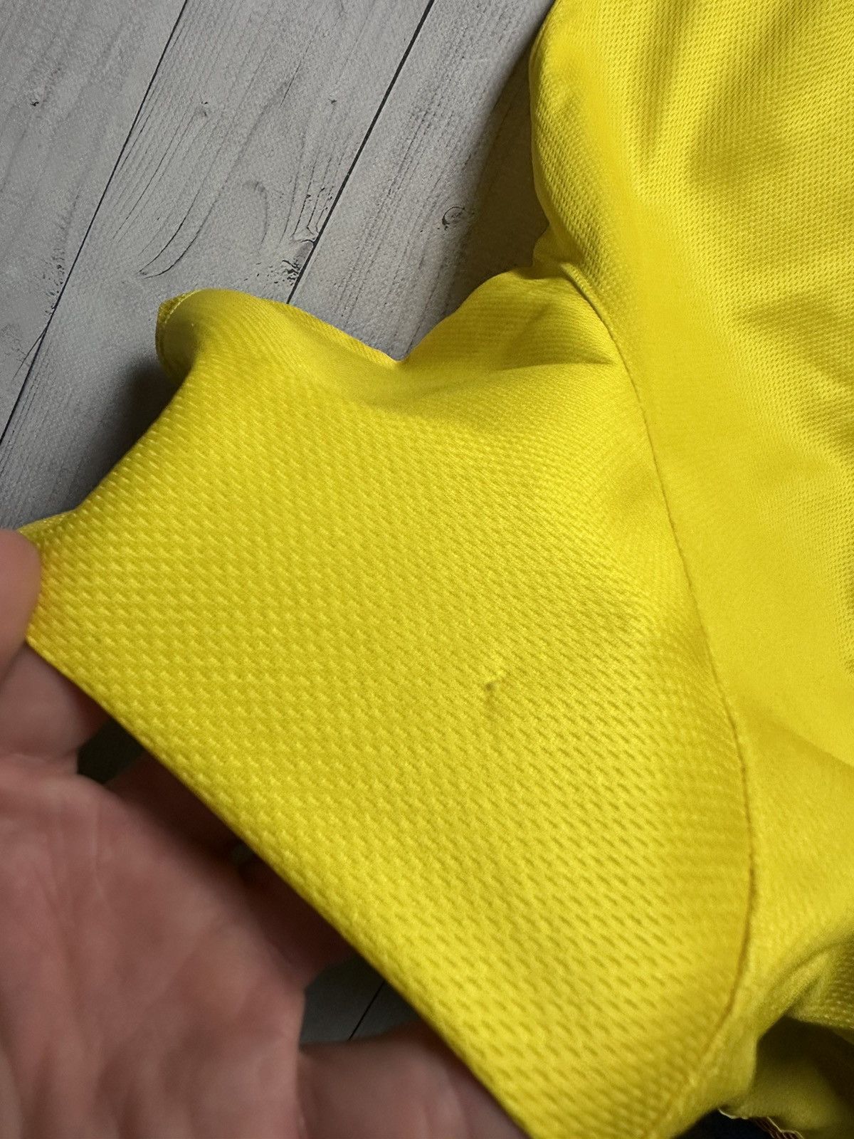 Nike × Vintage Vintage Nike Barcelona soccer jersey size Xl yellow away Size US XL / EU 56 / 4 - 10 Thumbnail