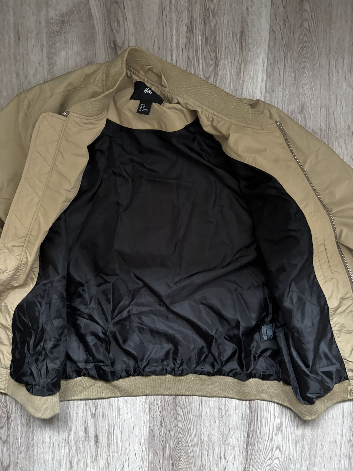 H&M × The Weeknd The Weeknd x HM XO Bomber Khaki Beige Jacket Size US M / EU 48-50 / 2 - 21 Thumbnail