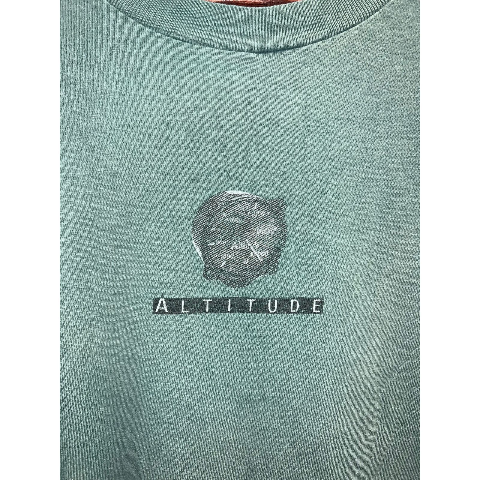Vintage Vintage Ski Breckenridge Shirt Thin Air Nosebleeds Skiing L Size US L / EU 52-54 / 3 - 4 Thumbnail