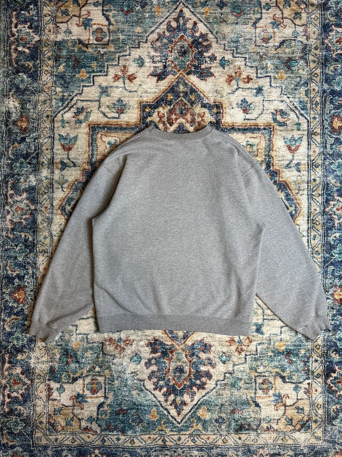 Adidas Vintage Adidas Logo Crewneck Small Size US S / EU 44-46 / 1 - 2 Thumbnail