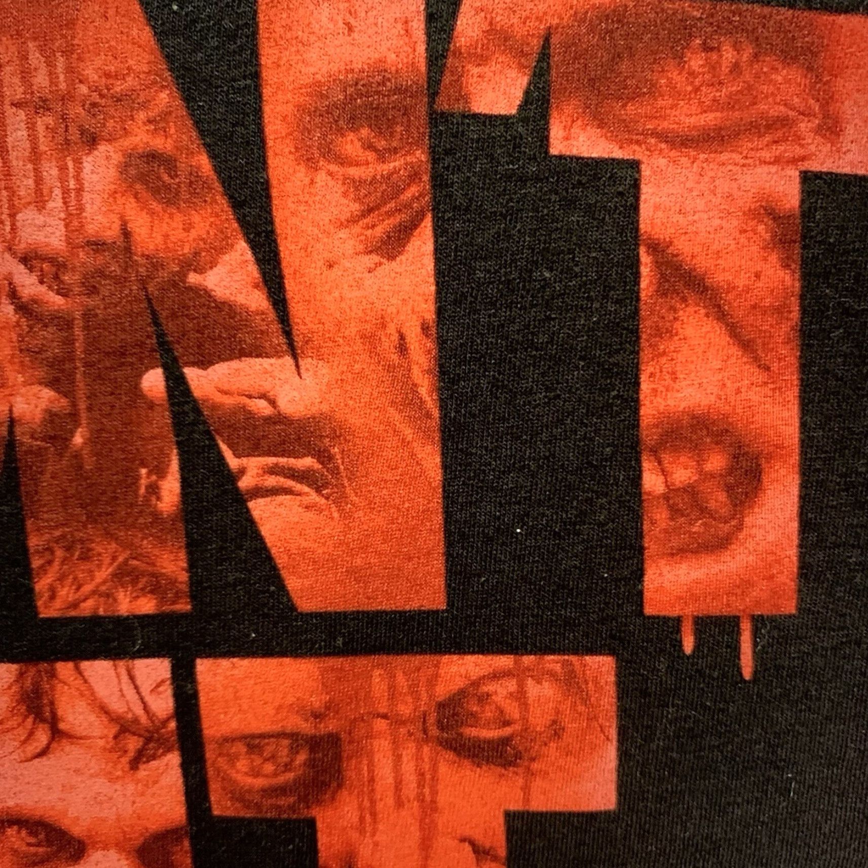 Delta VINTAGE The Walking Dead Mens T-Shirt XL Black Graphic Print Horror Zombies Crew Neck Short Sleeve Size US XL / EU 56 / 4 - 5 Thumbnail