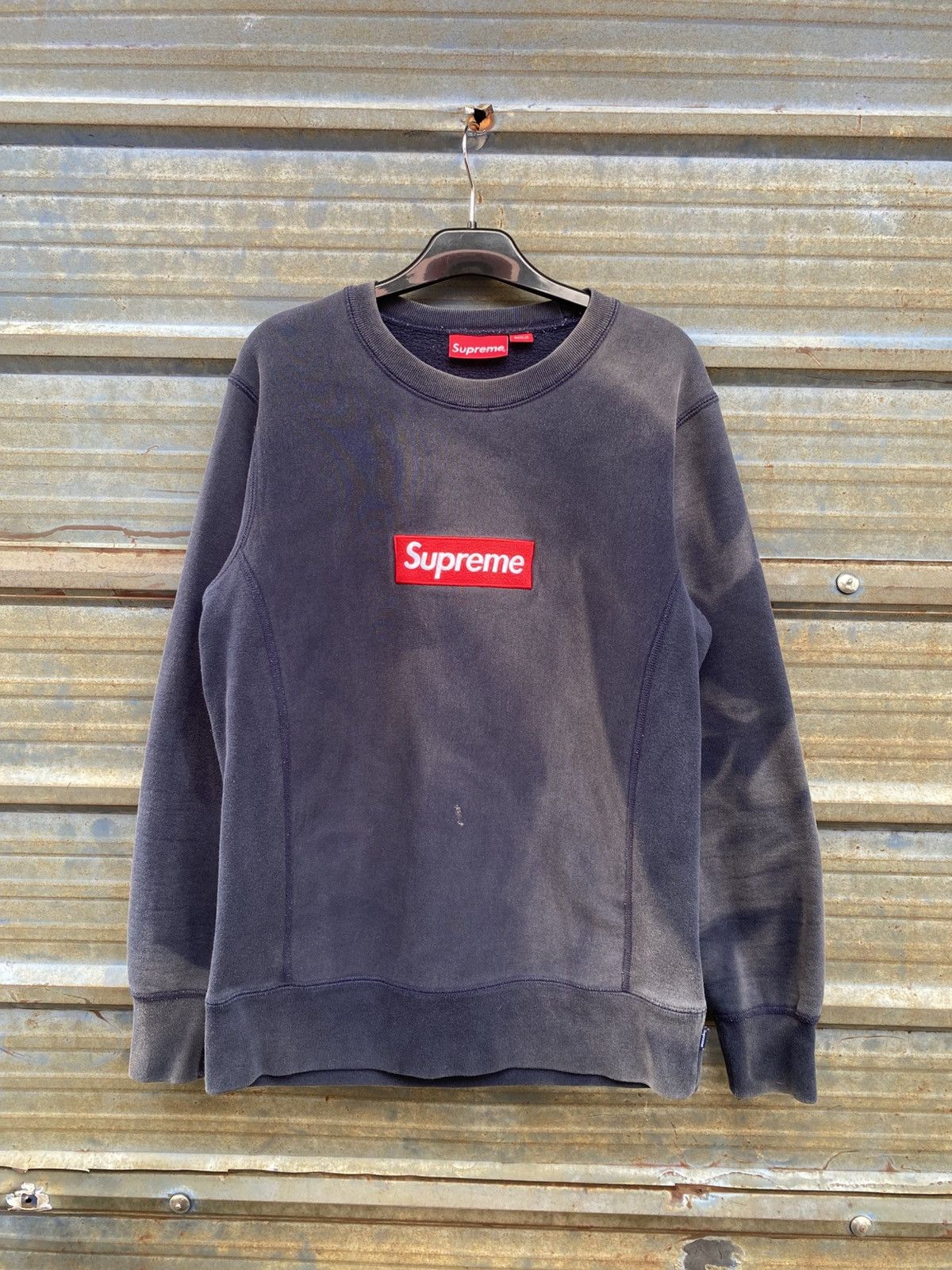 Supreme Faded Supreme Red Box Logo Small Crewneck Size US S / EU 44-46 / 1 - 1 Thumbnail