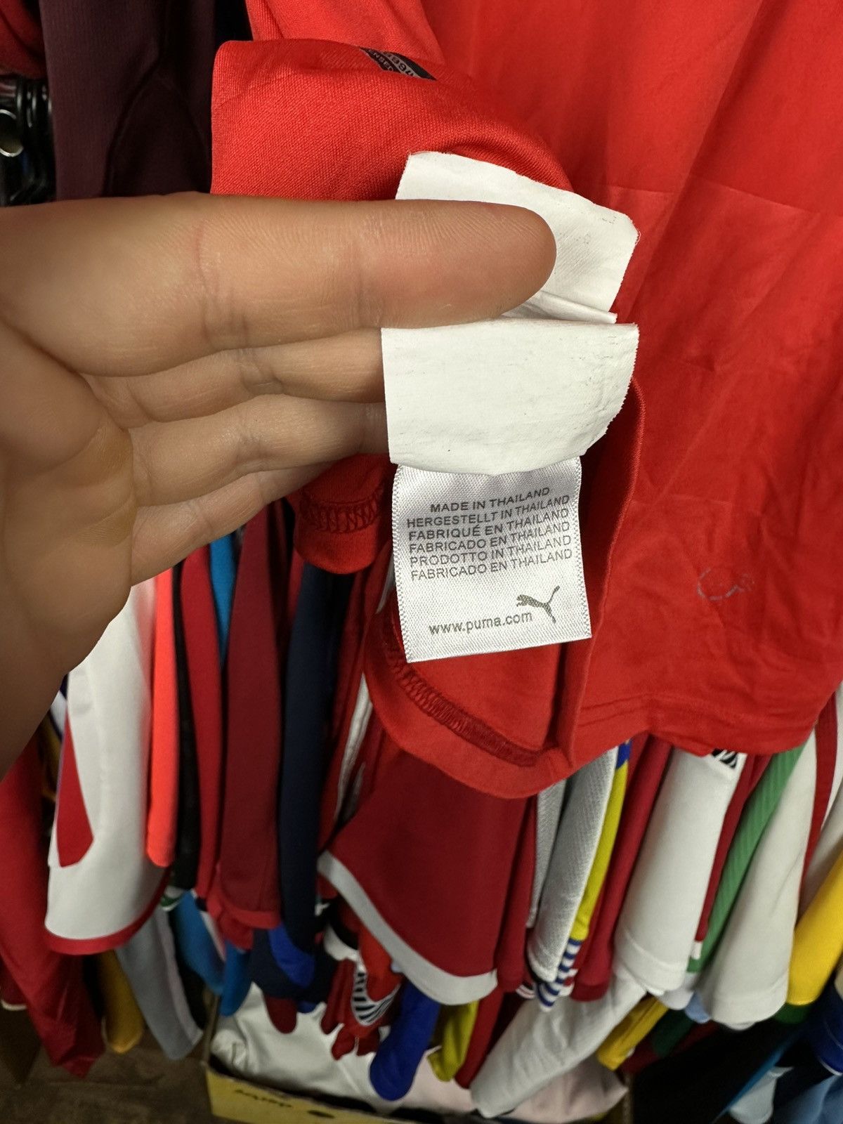 Puma SWITZERLAND 2016 2018 HOME FOOTBALL SHIRT SOCCER JERSEY L Size US L / EU 52-54 / 3 - 4 Thumbnail