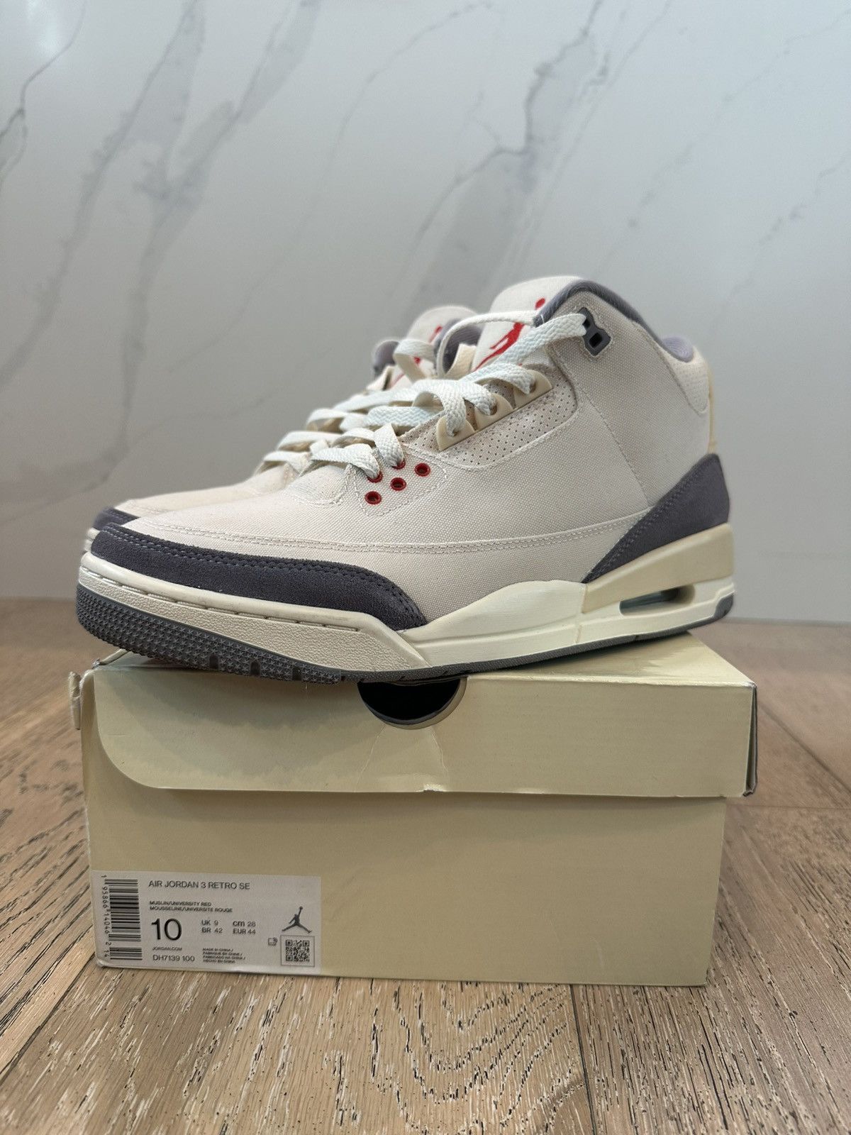 Jordan Brand Jordan 3 Retro Muslin Size US 10 / EU 43 - 1 Thumbnail