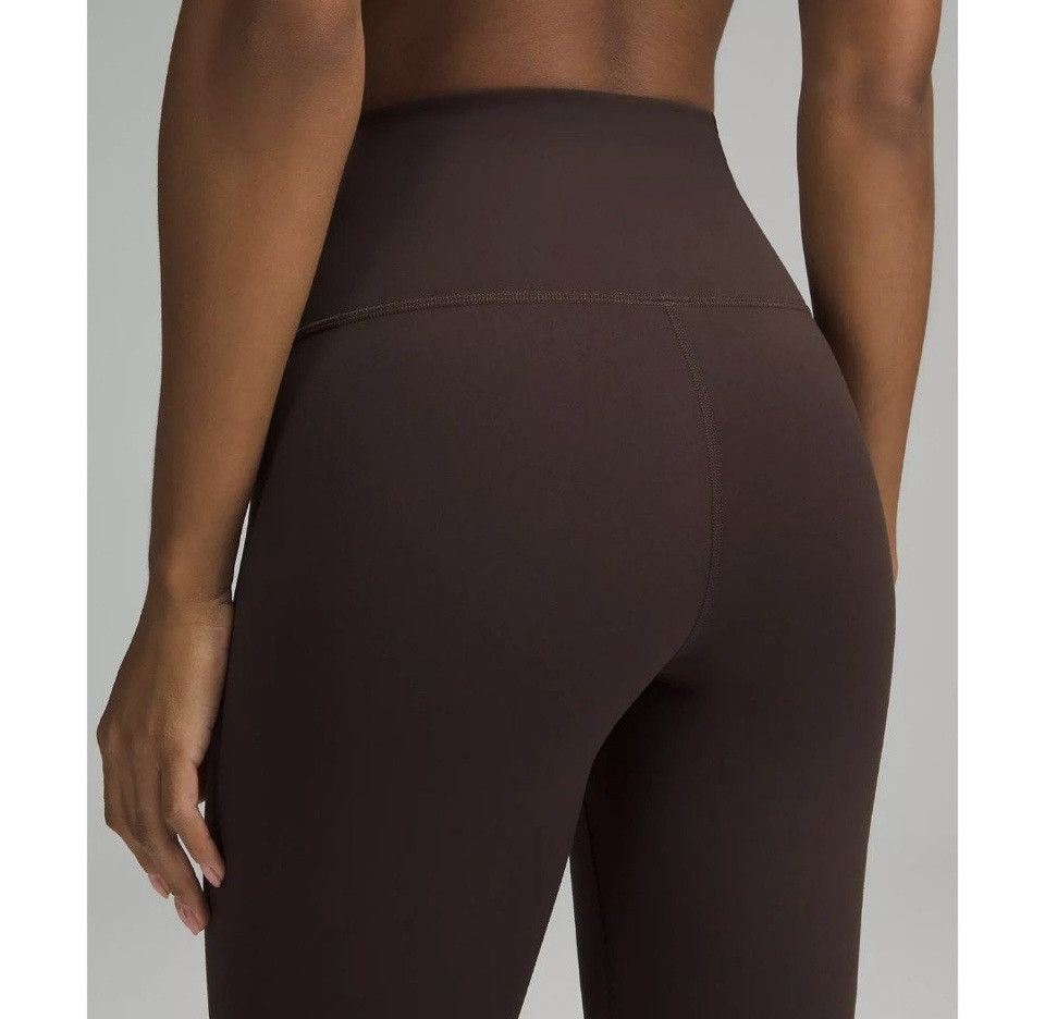 Lululemon Lululemon Wunder Train High-Rise Tight 28" size 4 Espresso Size 27" / US 4 / IT 40 - 5 Thumbnail