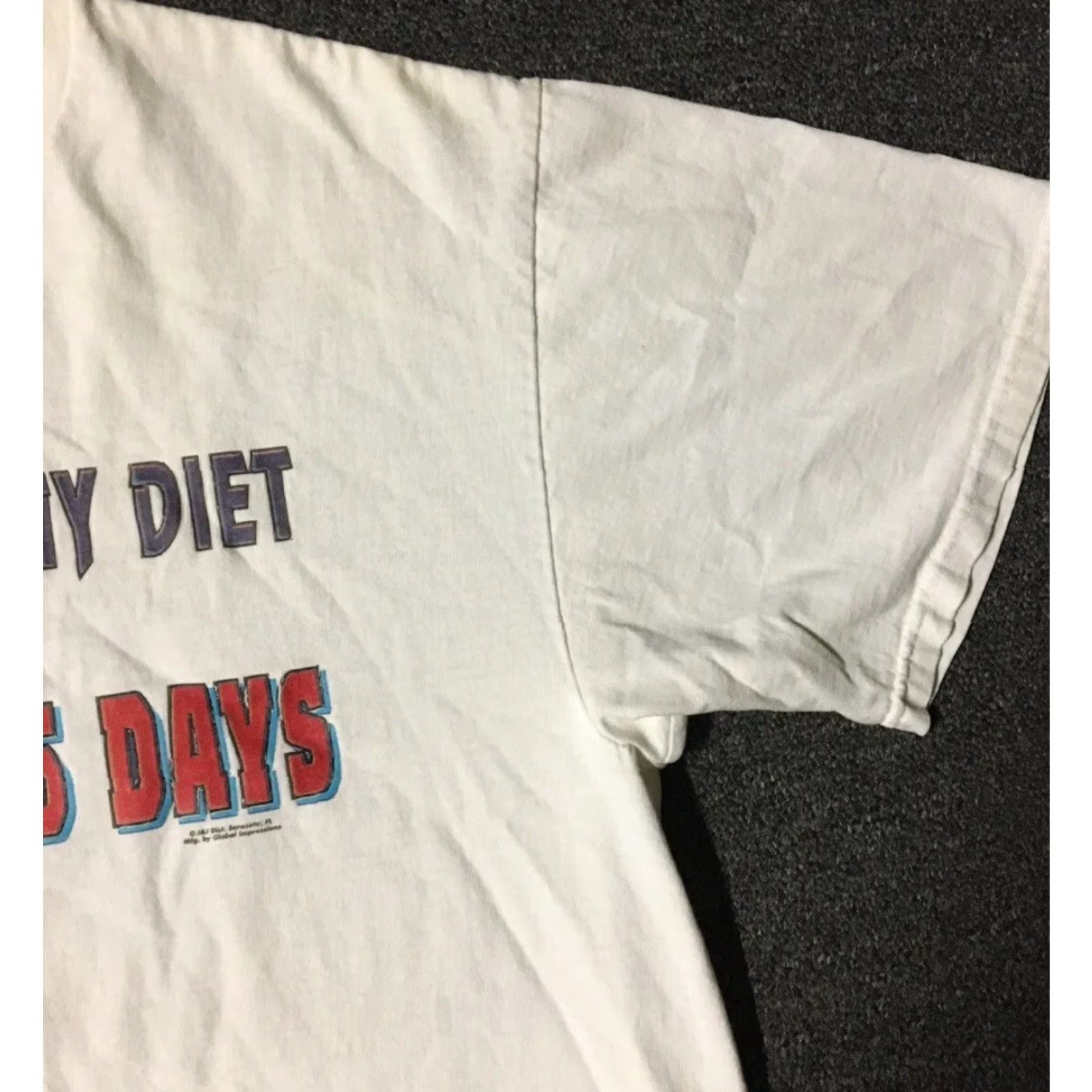 Vintage Vintage 90s Im On A 30 Day Diet Ive Lost 15 Days Faded Shirt M Sarcasm Funny Saying Shirt Size US M / EU 48-50 / 2 - 6 Thumbnail