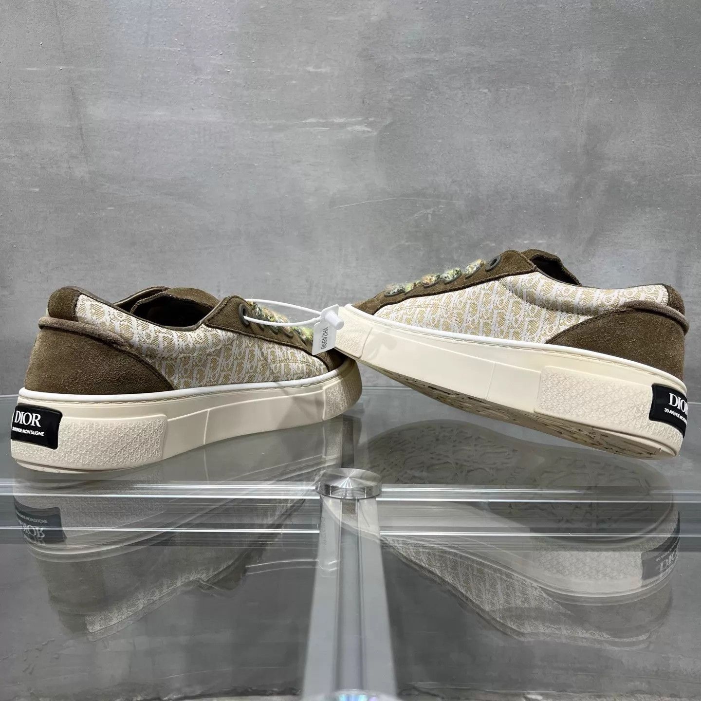 Dior Dior B33 olive brown suede sneakers Size US 8 / EU 41 - 4 Thumbnail