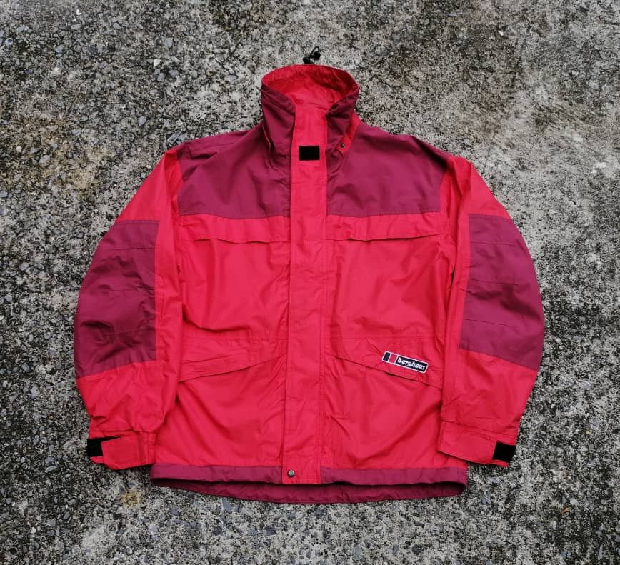 image of Berghaus Goretex Fabric Jacket in Red, Men's (Size Medium)
