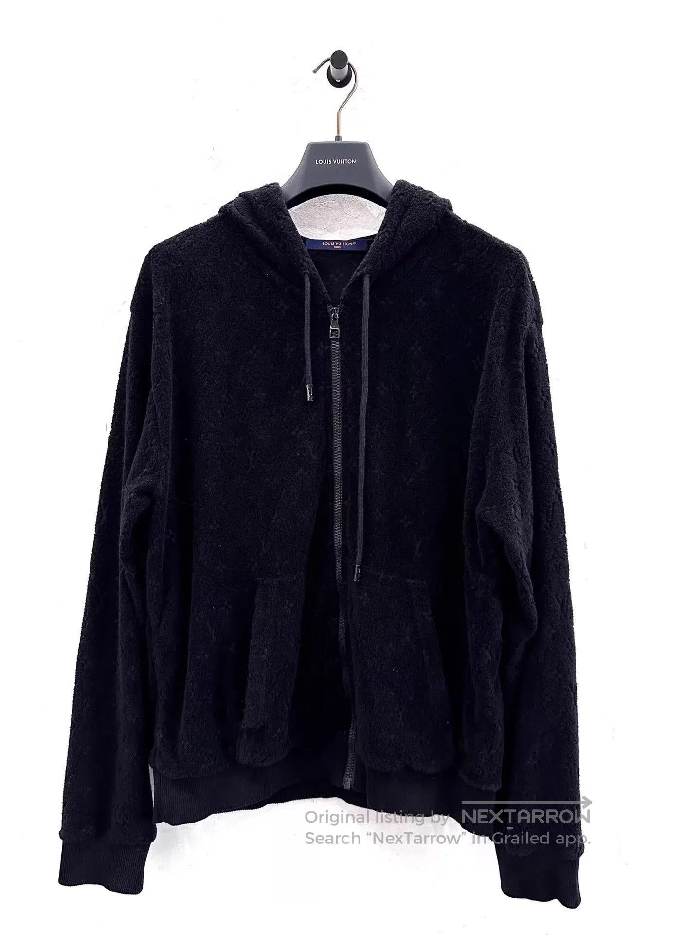 Louis Vuitton Black Zip. Size US M / EU 48-50 / 2 - 1 Thumbnail