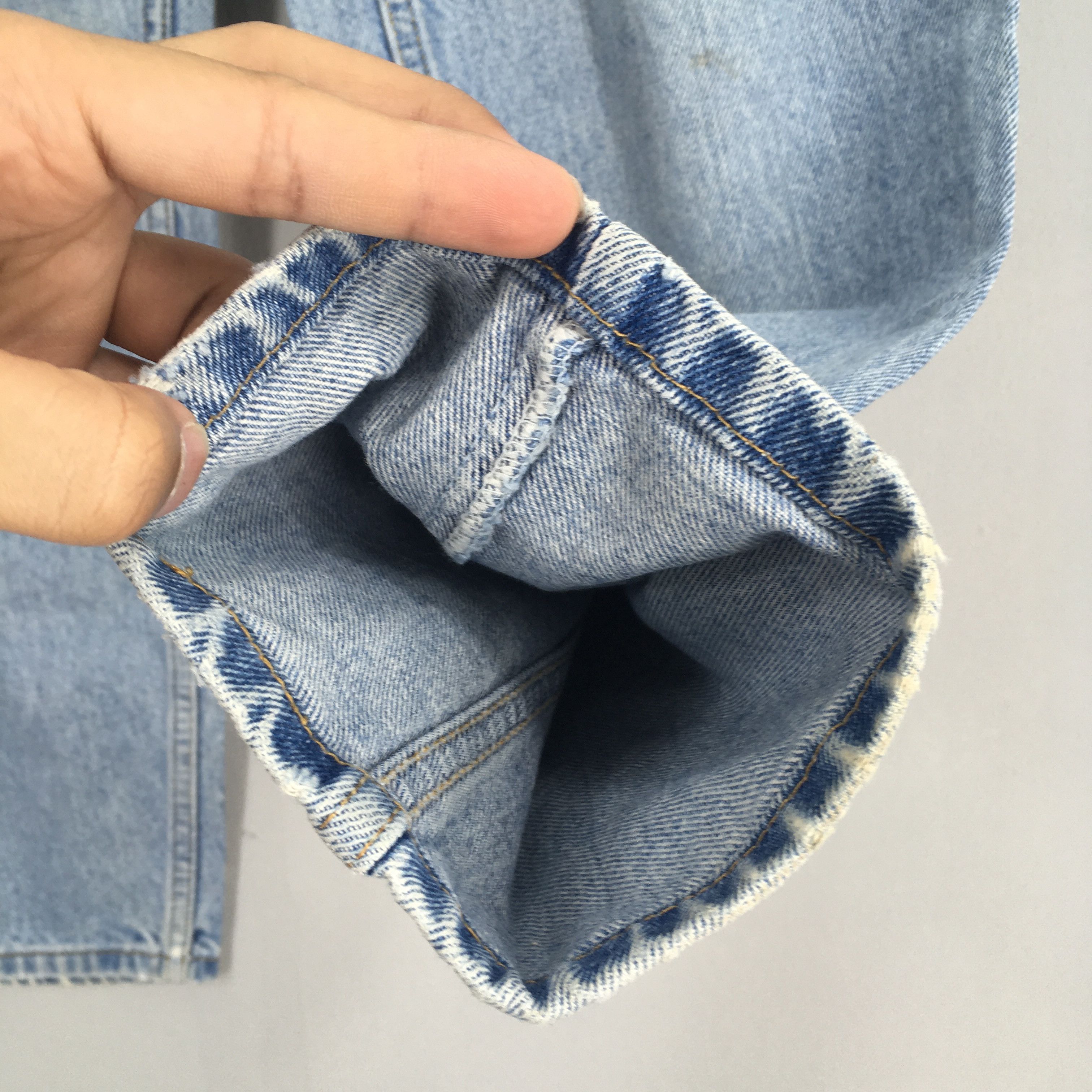 Levi's Size 31x30.5 Vintage Levi's 550 Relaxed Fit Jeans S2057 Size 31" - 5 Thumbnail