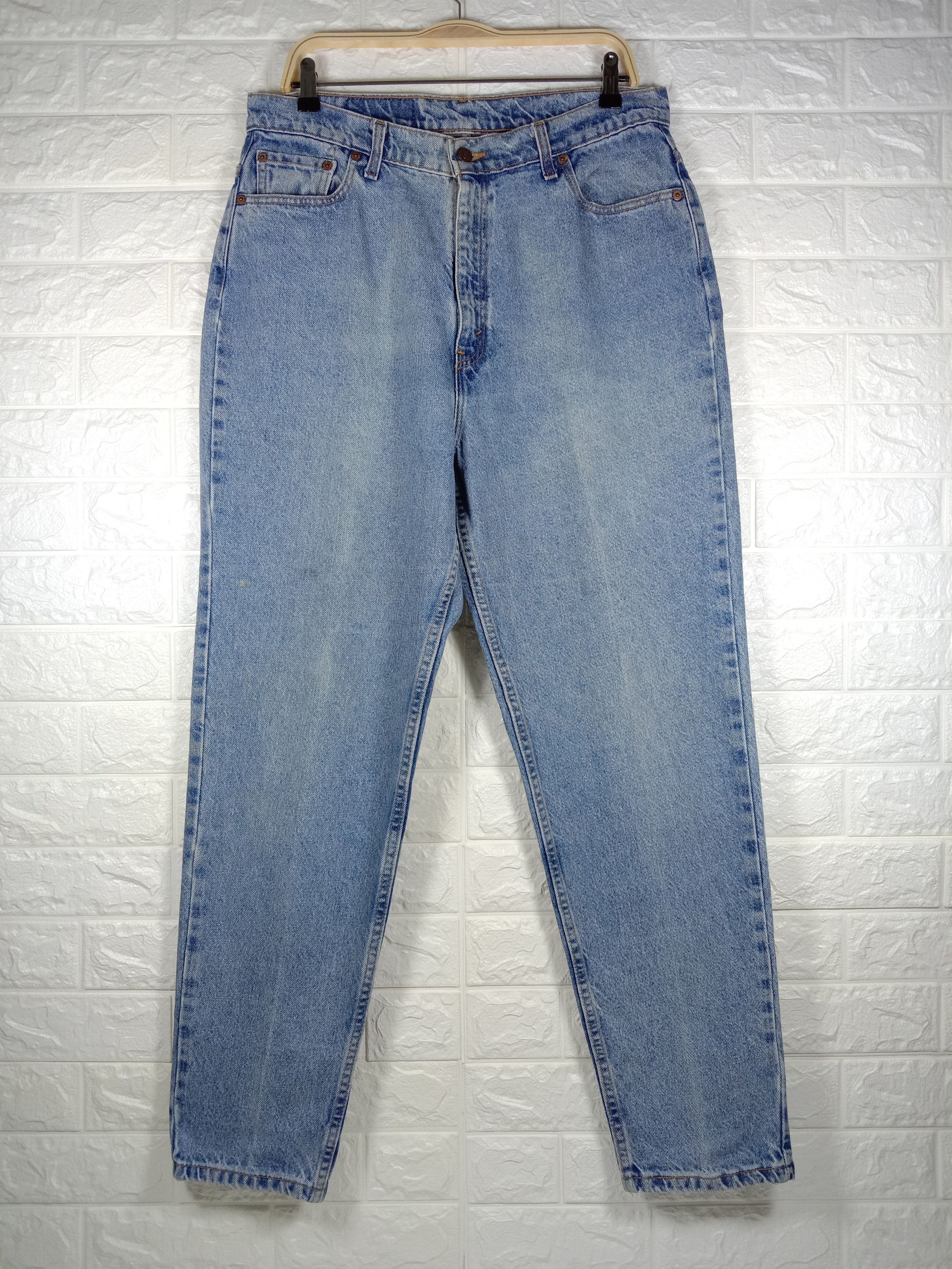 image of Levis x Levis Vintage Clothing Vintage 90's Levi's 521 Jeans Blue Wash Tapered Fit Denim, Women's (