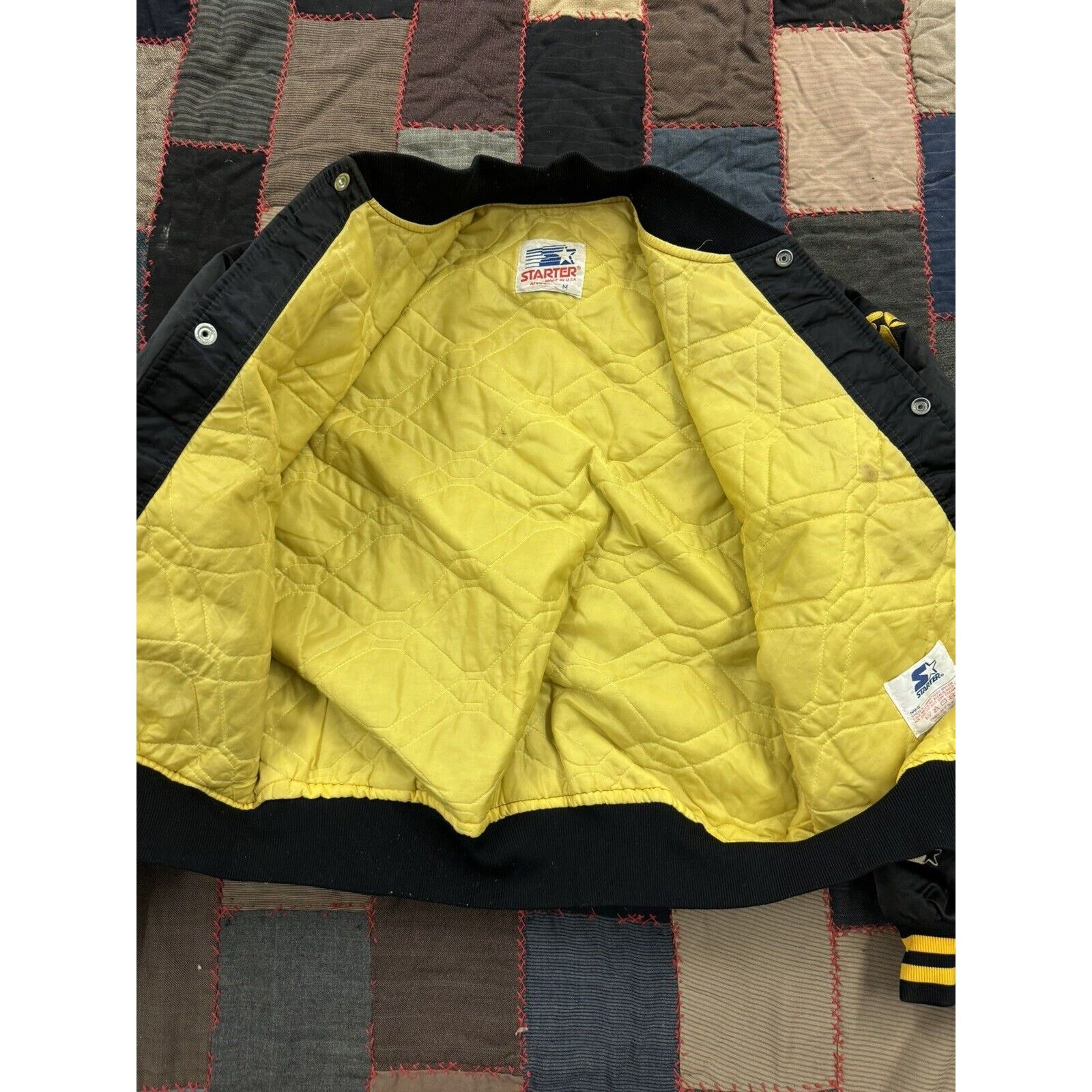Starter Vintage STARTER Iowa Hawkeyes Satin Puff Jacket 80's Men's M Size US M / EU 48-50 / 2 - 12 Thumbnail