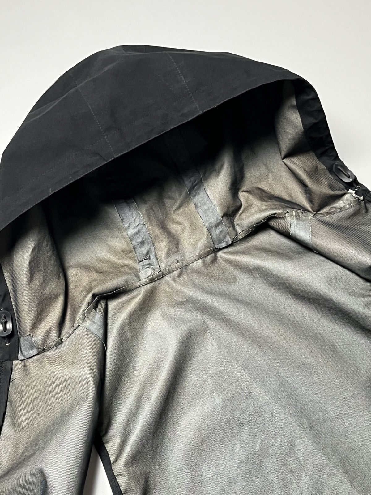 Prada Prada Luna Rossa hooded utility vest black vintage Size S / US 4 / IT 40 - 10 Thumbnail