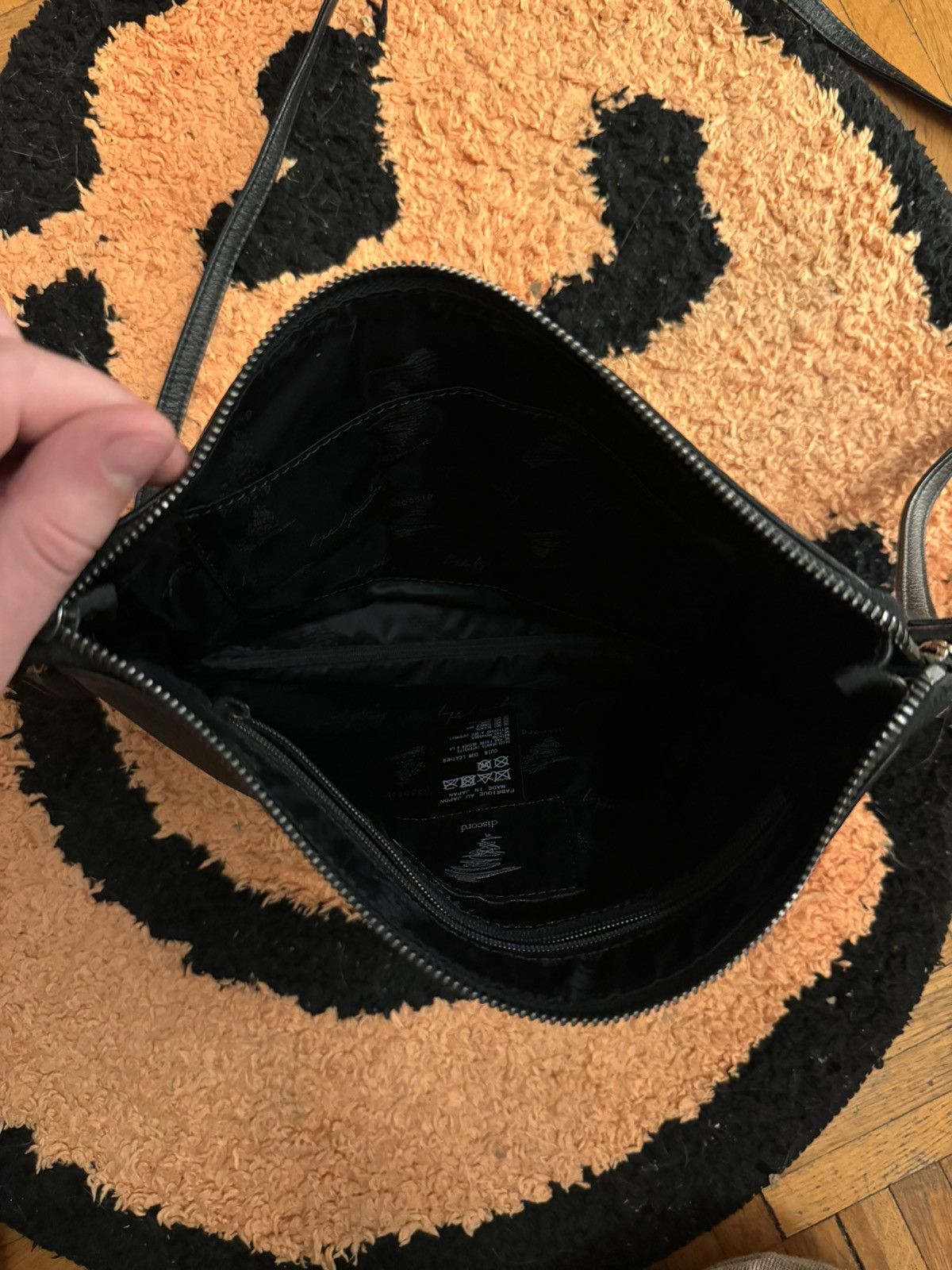 Yohji Yamamoto Yohji Yamamoto Signature Leather Shoulder Bag Black Size ONE SIZE - 5 Thumbnail