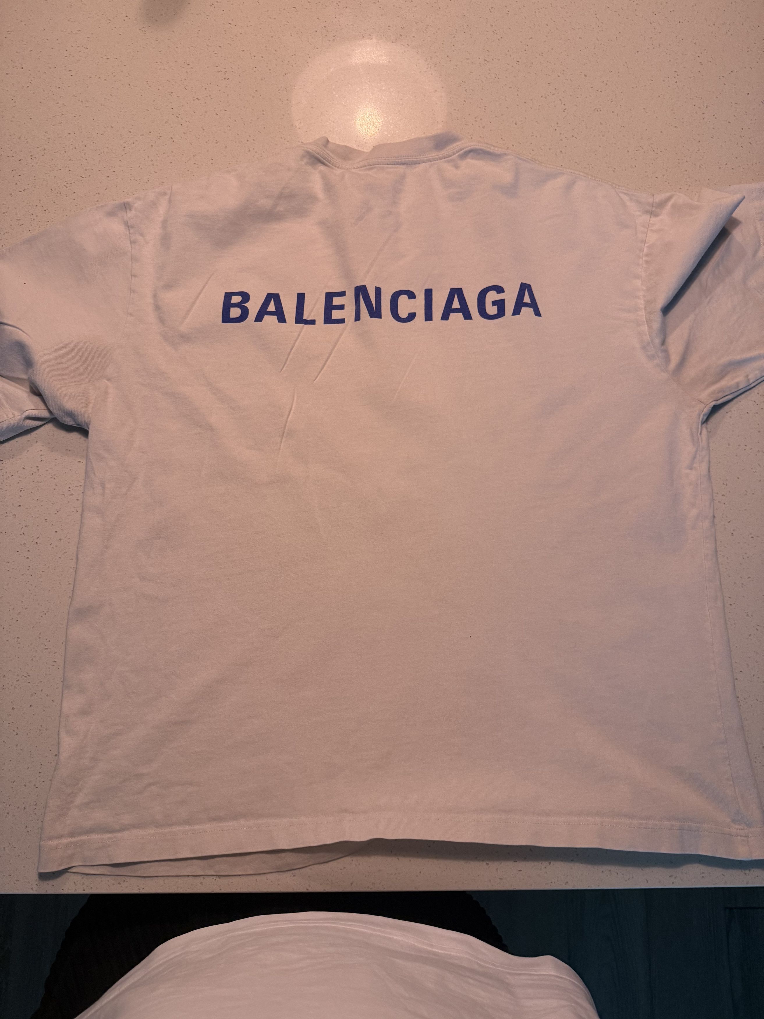 Balenciaga Balenciaga Badge Logo Tee 'Chalky White/Blue' Size US M / EU 48-50 / 2 - 8 Thumbnail