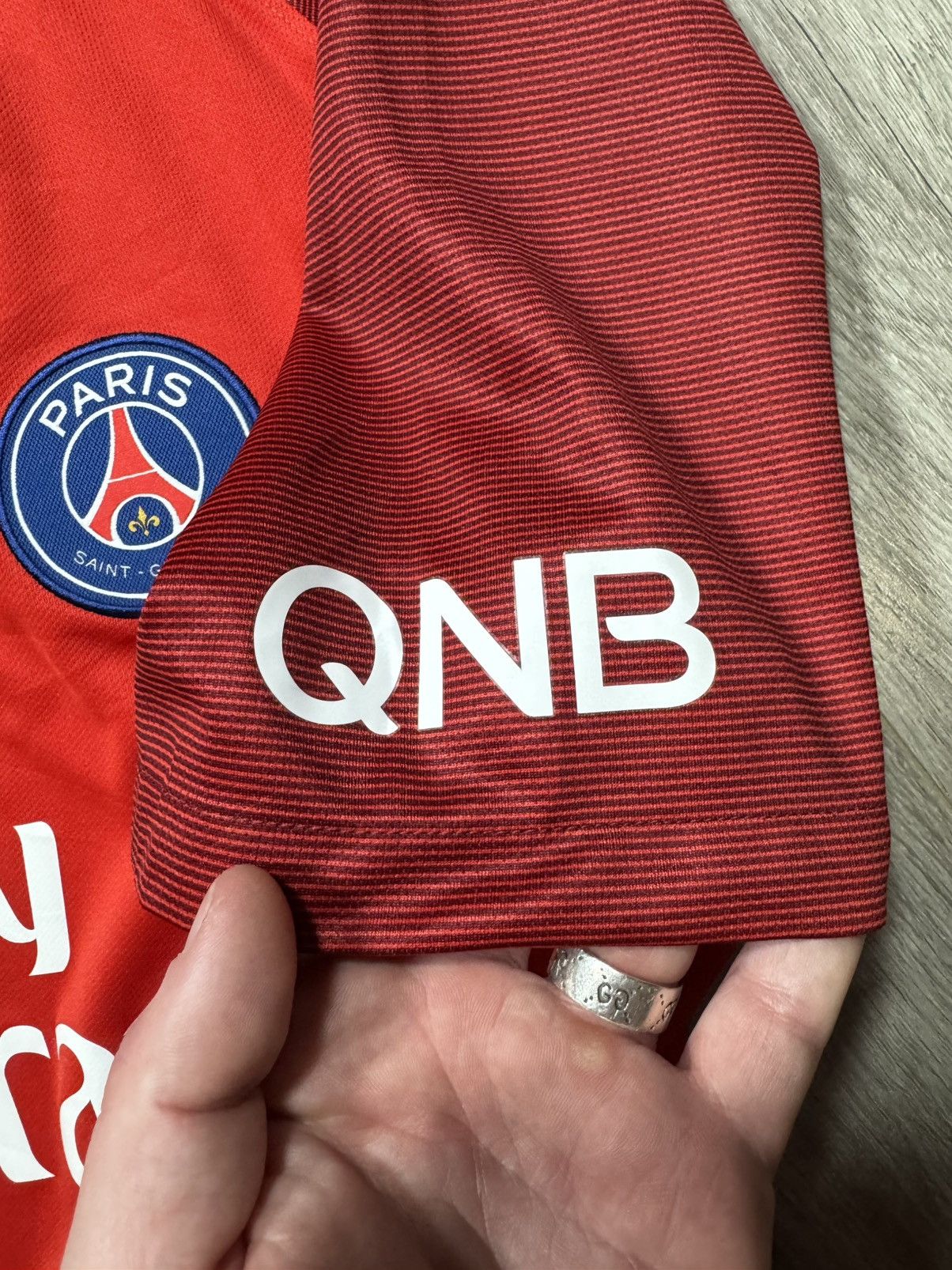 Nike Paris Saint-Germain PSG Jersey Away shirt 2016 - 2017 Size US L / EU 52-54 / 3 - 9 Thumbnail