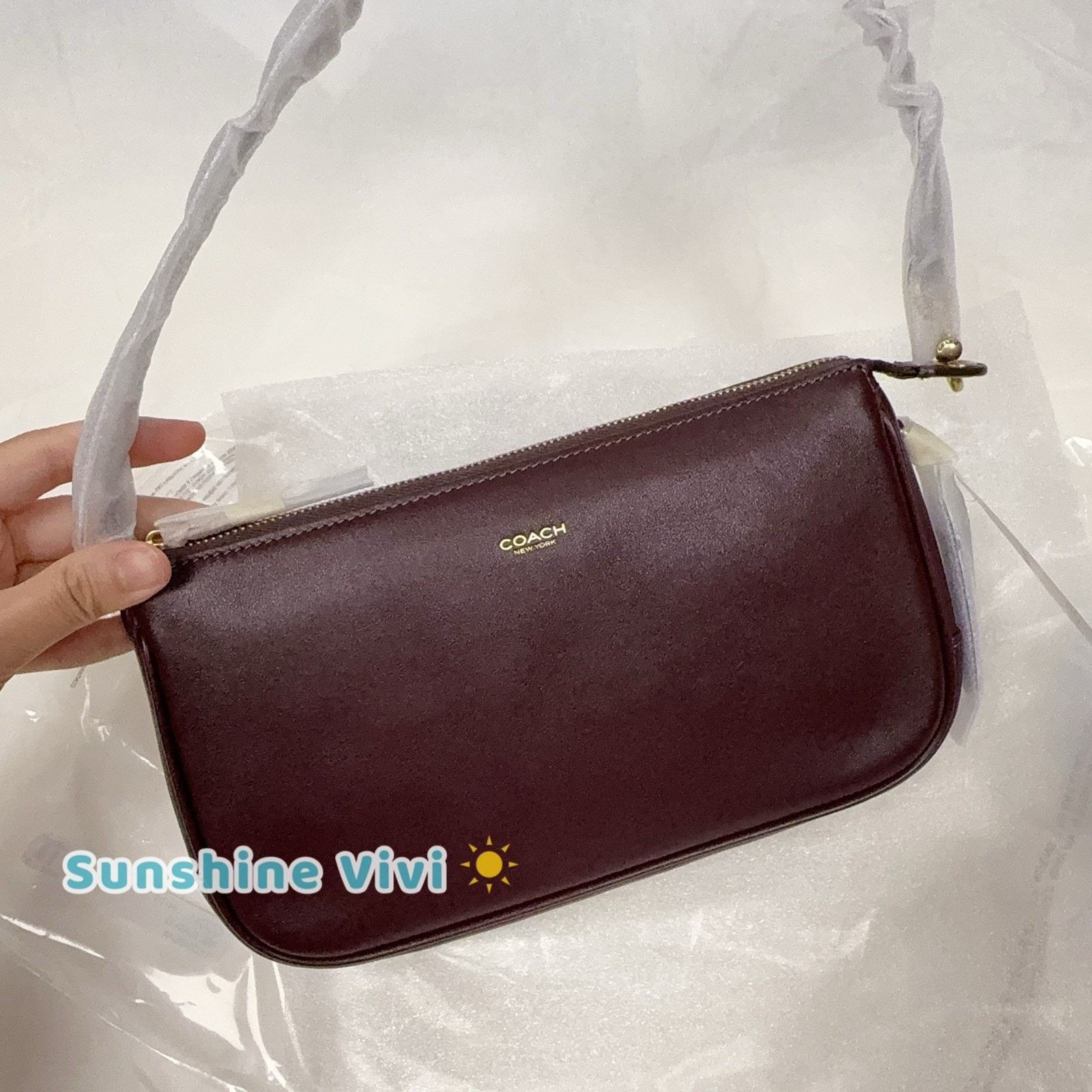 Coach NWT Coach Plaza Bag Brass/Black Currant Leather CCC41 Size ONE SIZE - 1 Thumbnail